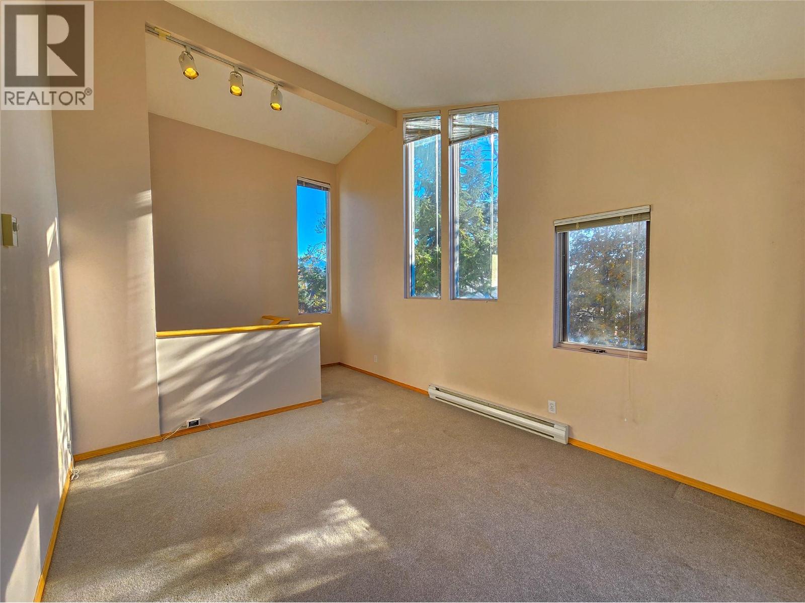 402 12th Avenue, Invermere, British Columbia  V0A 1K0 - Photo 33 - 10371907