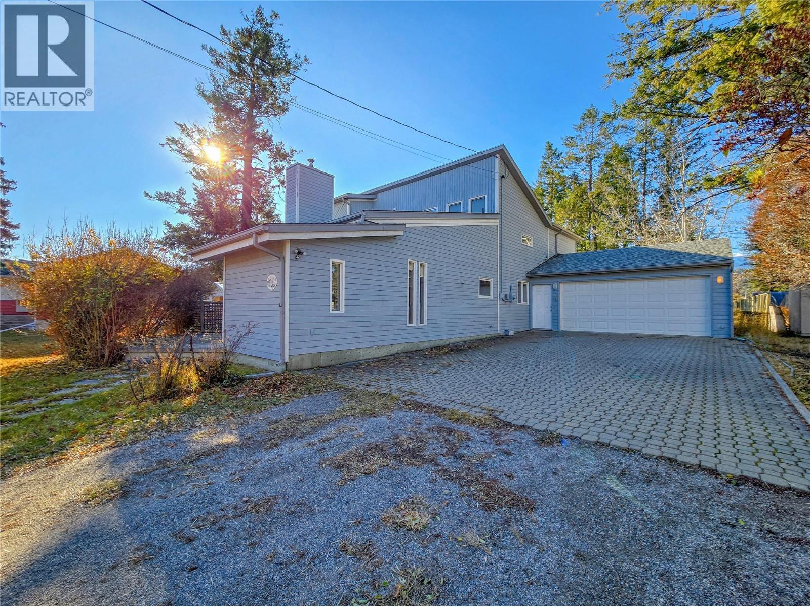 402 12th Avenue, Invermere, British Columbia  V0A 1K0 - Photo 48 - 10371907