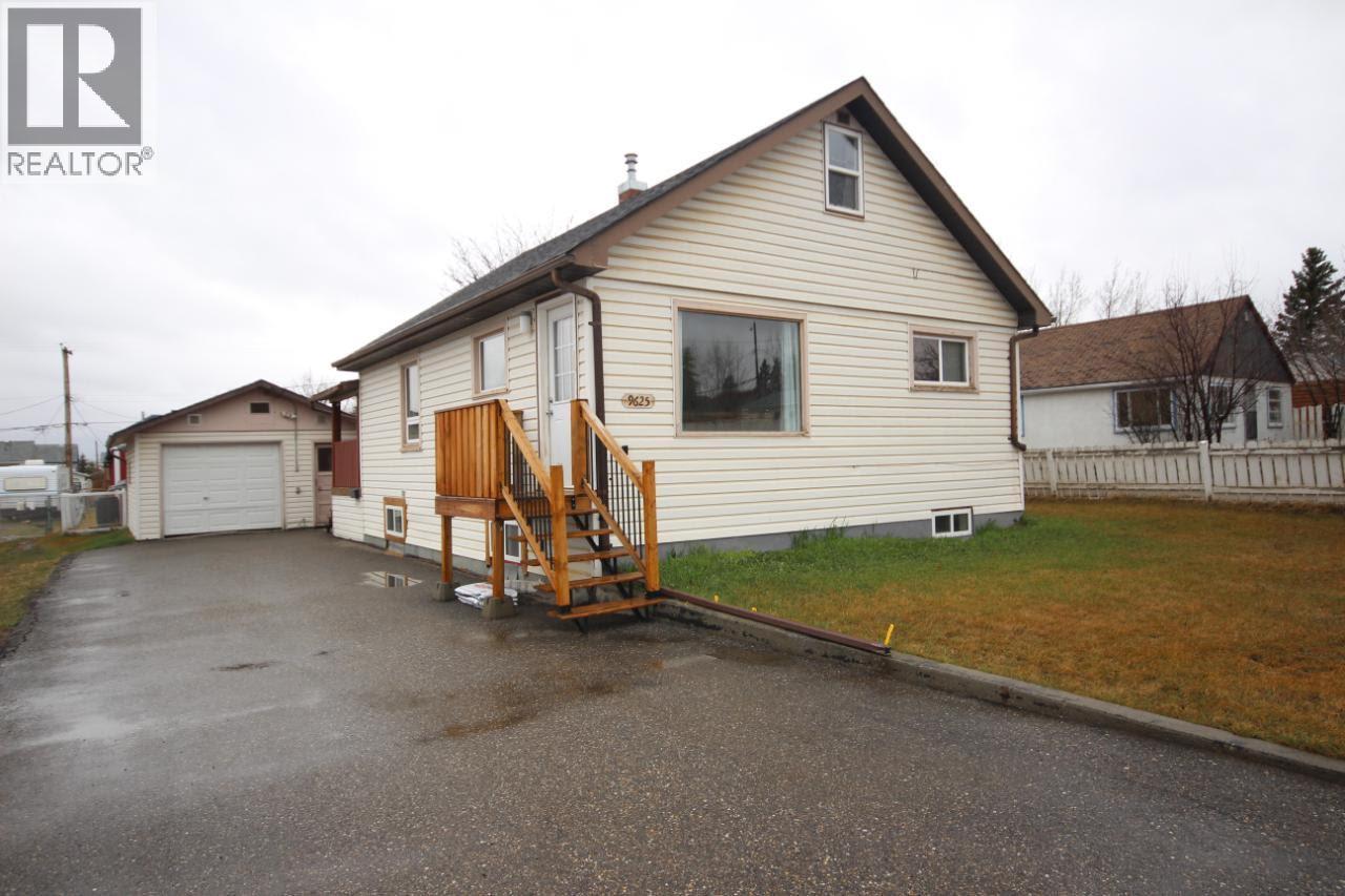 9625 13 Street, dawson creek, British Columbia
