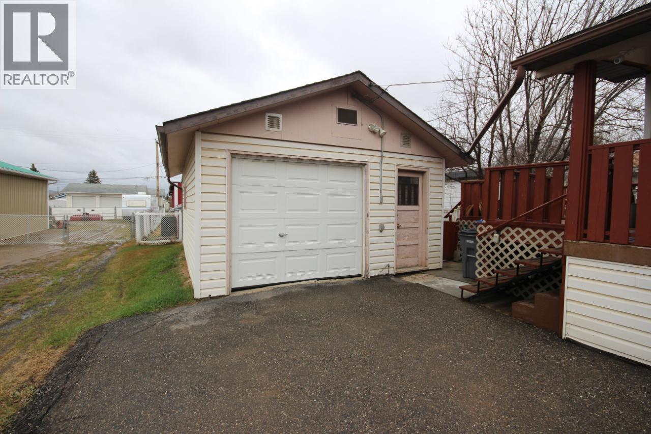 9625 13 Street, Dawson Creek, British Columbia  V1G 3V9 - Photo 22 - 10371999