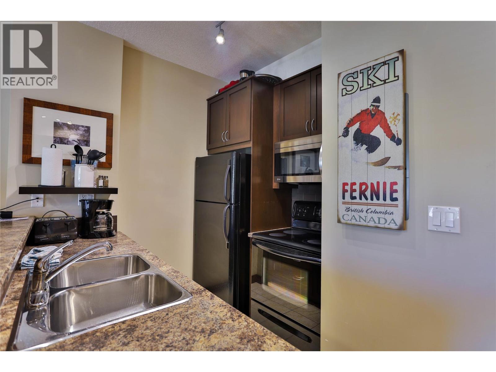1500 Mcdonald Avenue Unit# 305, Fernie, British Columbia  V0B 1M1 - Photo 17 - 10371957