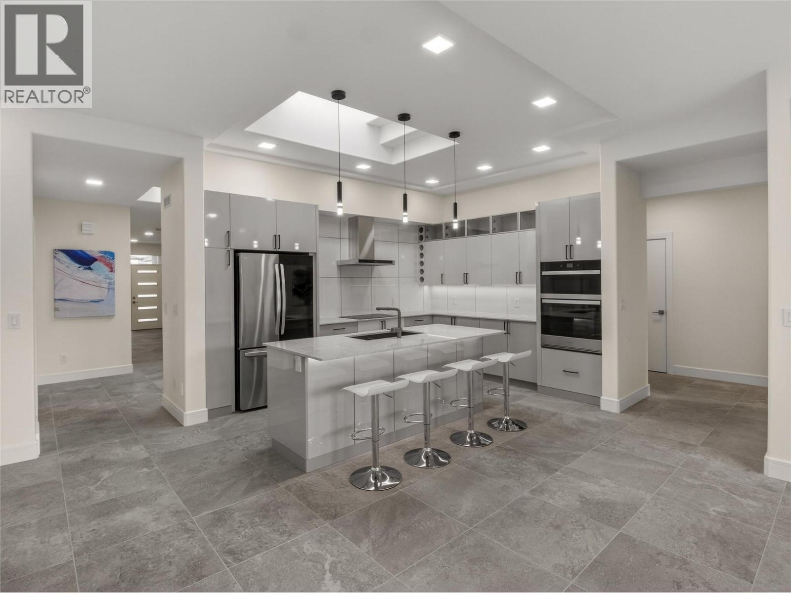 1723 Treffry Place, Summerland, British Columbia  V0H 1Z9 - Photo 7 - 10371530