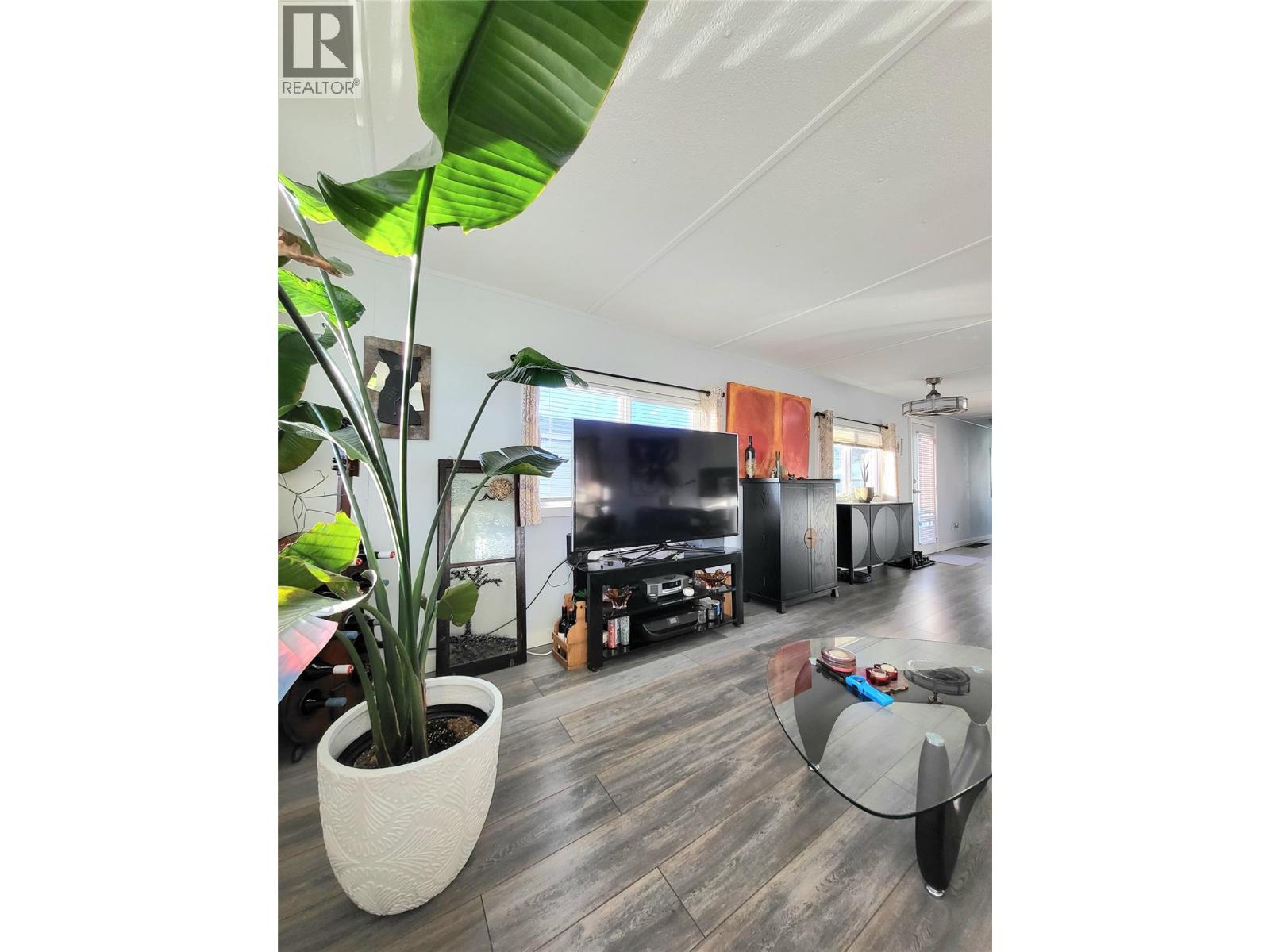 98 Okanagan Avenue Unit# 47, Penticton, British Columbia  V2A 3J5 - Photo 3 - 10372007