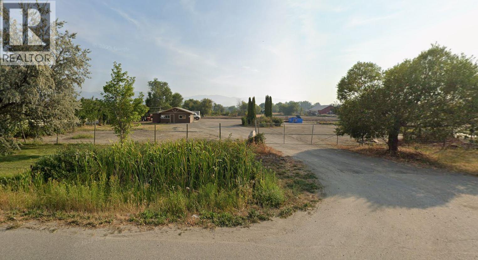 3740 Casorso Road, Kelowna, British Columbia  V1W 4M8 - Photo 1 - 10370971