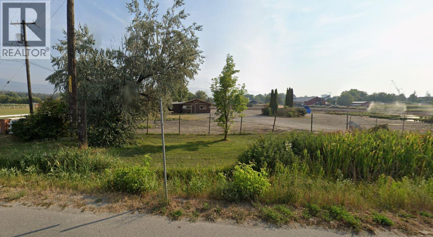 3740 Casorso Road, Kelowna, British Columbia  V1W 4M8 - Photo 3 - 10370971