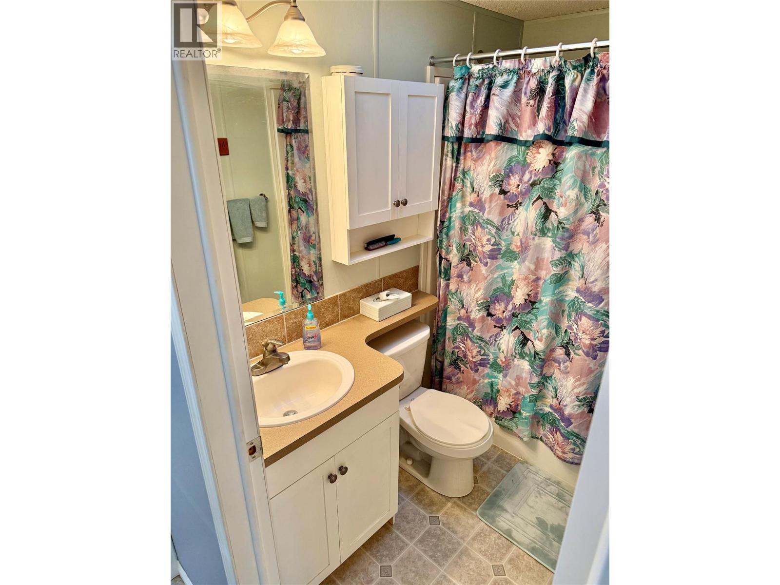7225 Boundary Drive Unit# 8, Grand Forks, British Columbia  V0H 1V0 - Photo 13 - 10371879