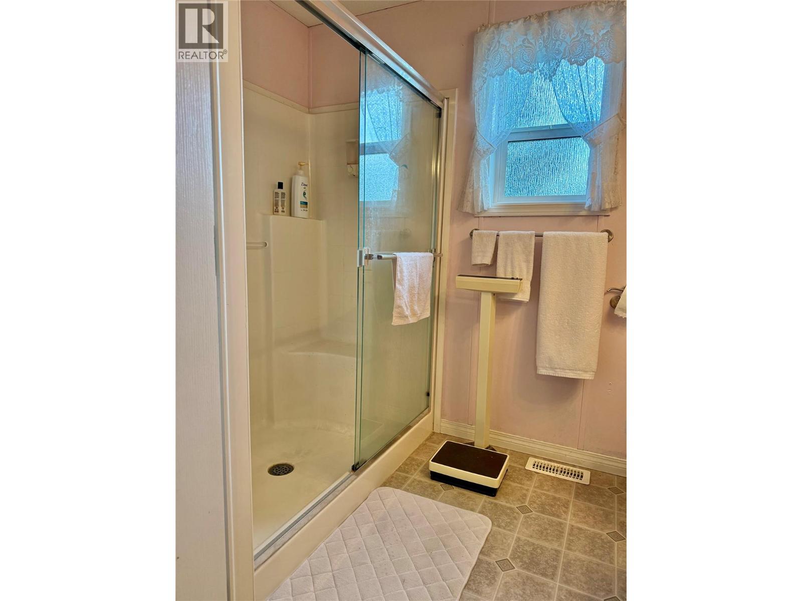 7225 Boundary Drive Unit# 8, Grand Forks, British Columbia  V0H 1V0 - Photo 21 - 10371879