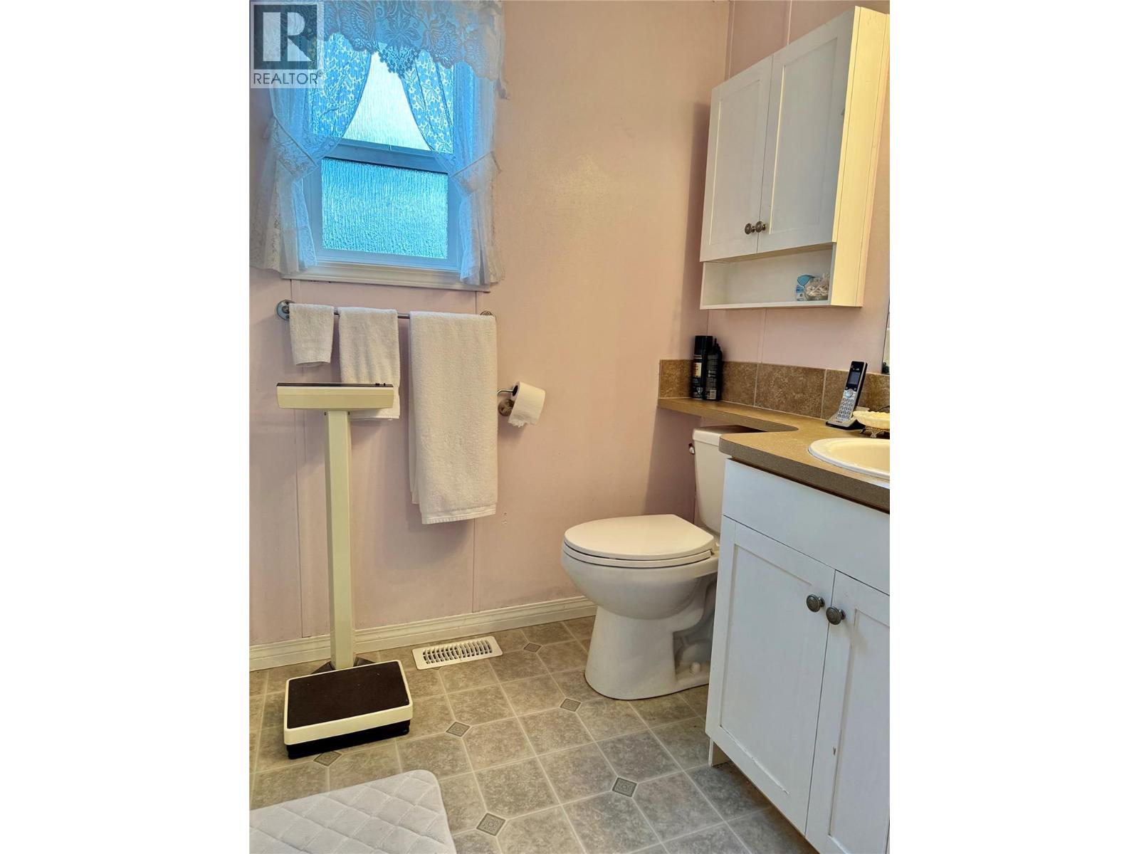 7225 Boundary Drive Unit# 8, Grand Forks, British Columbia  V0H 1V0 - Photo 22 - 10371879