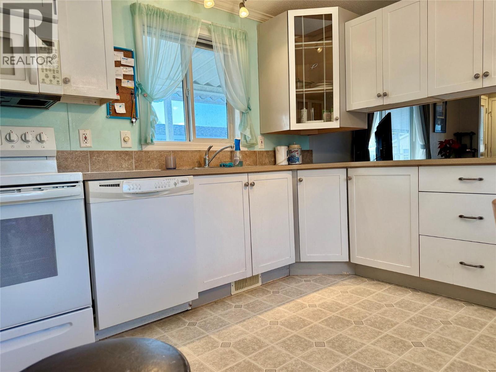 7225 Boundary Drive Unit# 8, Grand Forks, British Columbia  V0H 1V0 - Photo 7 - 10371879