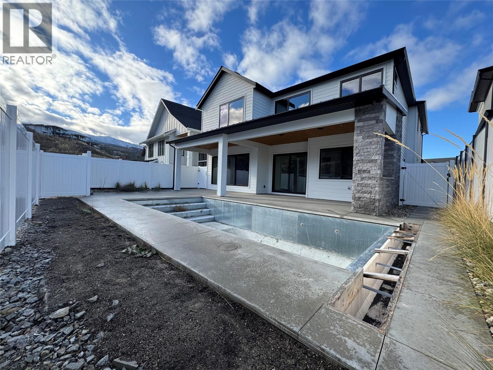 5533 Foothill Court, Kelowna, British Columbia  V1W 0C4 - Photo 49 - 10371715