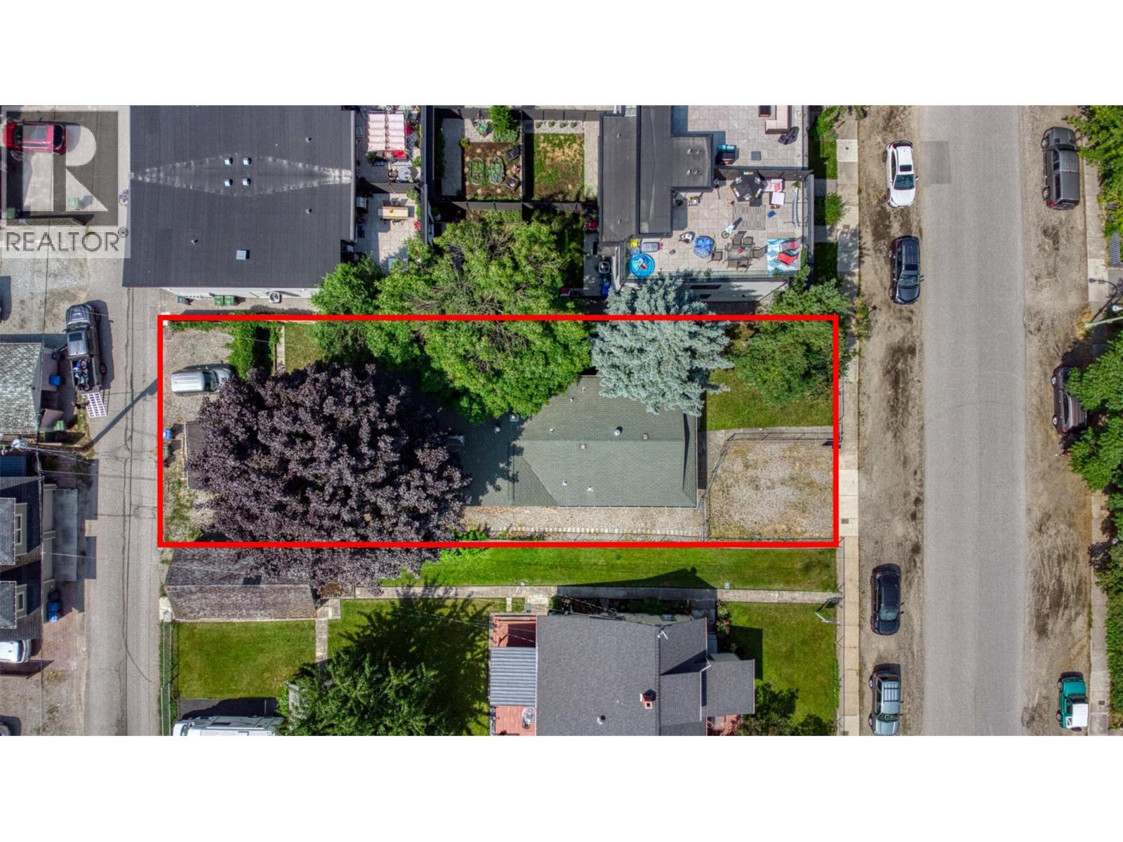 859 Lawson Avenue, Kelowna, British Columbia  V1Y 6S9 - Photo 2 - 10371942