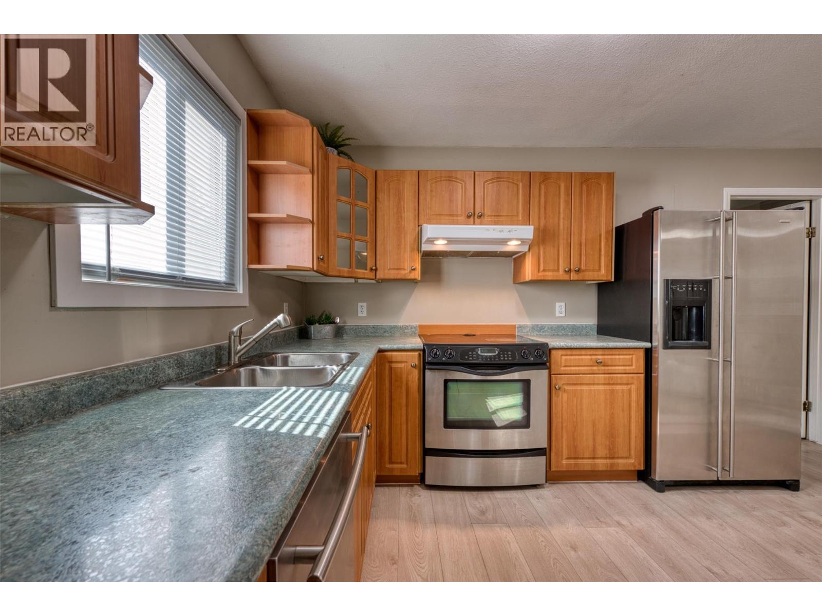 859 Lawson Avenue, Kelowna, British Columbia  V1Y 6S9 - Photo 21 - 10371942