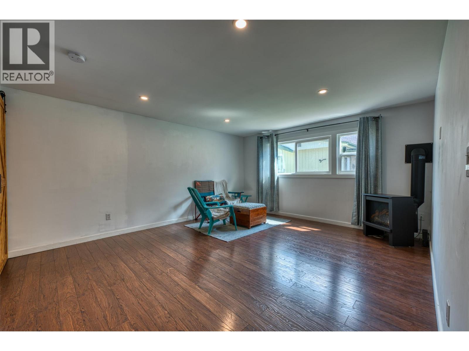 859 Lawson Avenue, Kelowna, British Columbia  V1Y 6S9 - Photo 32 - 10371942