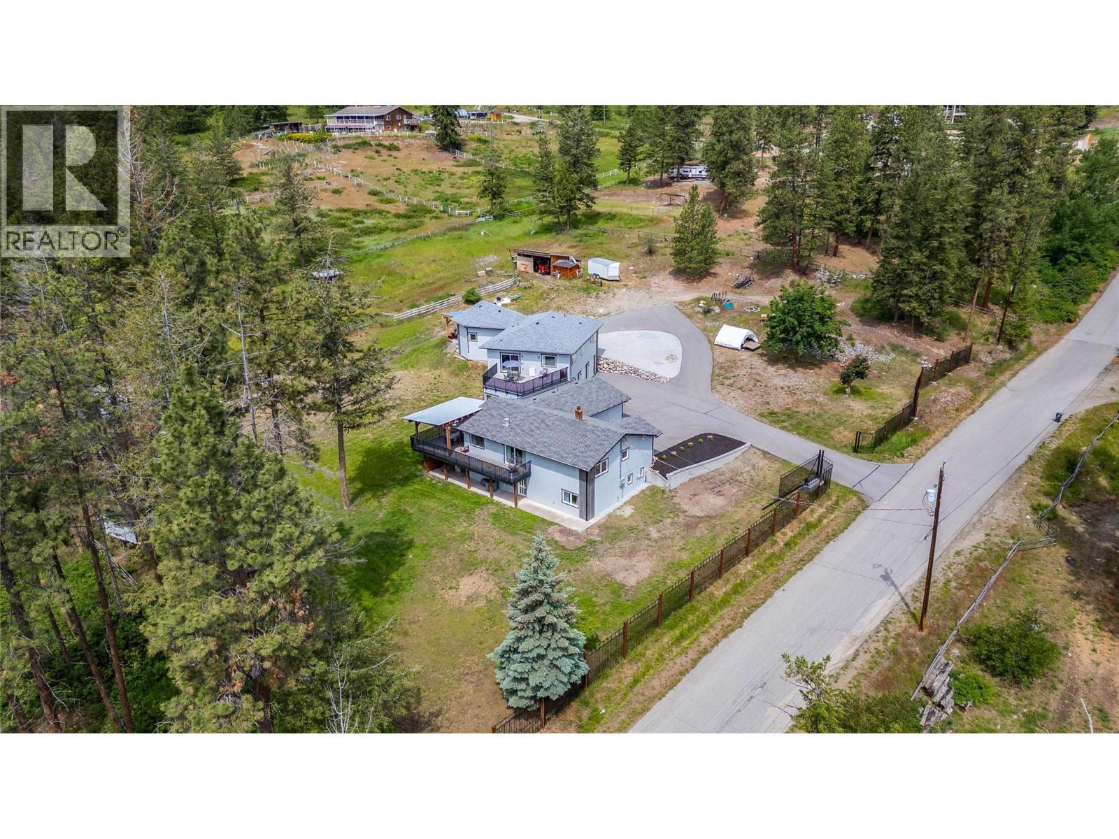 5308 Law Street, Peachland, British Columbia  V0H 1X8 - Photo 11 - 10371894
