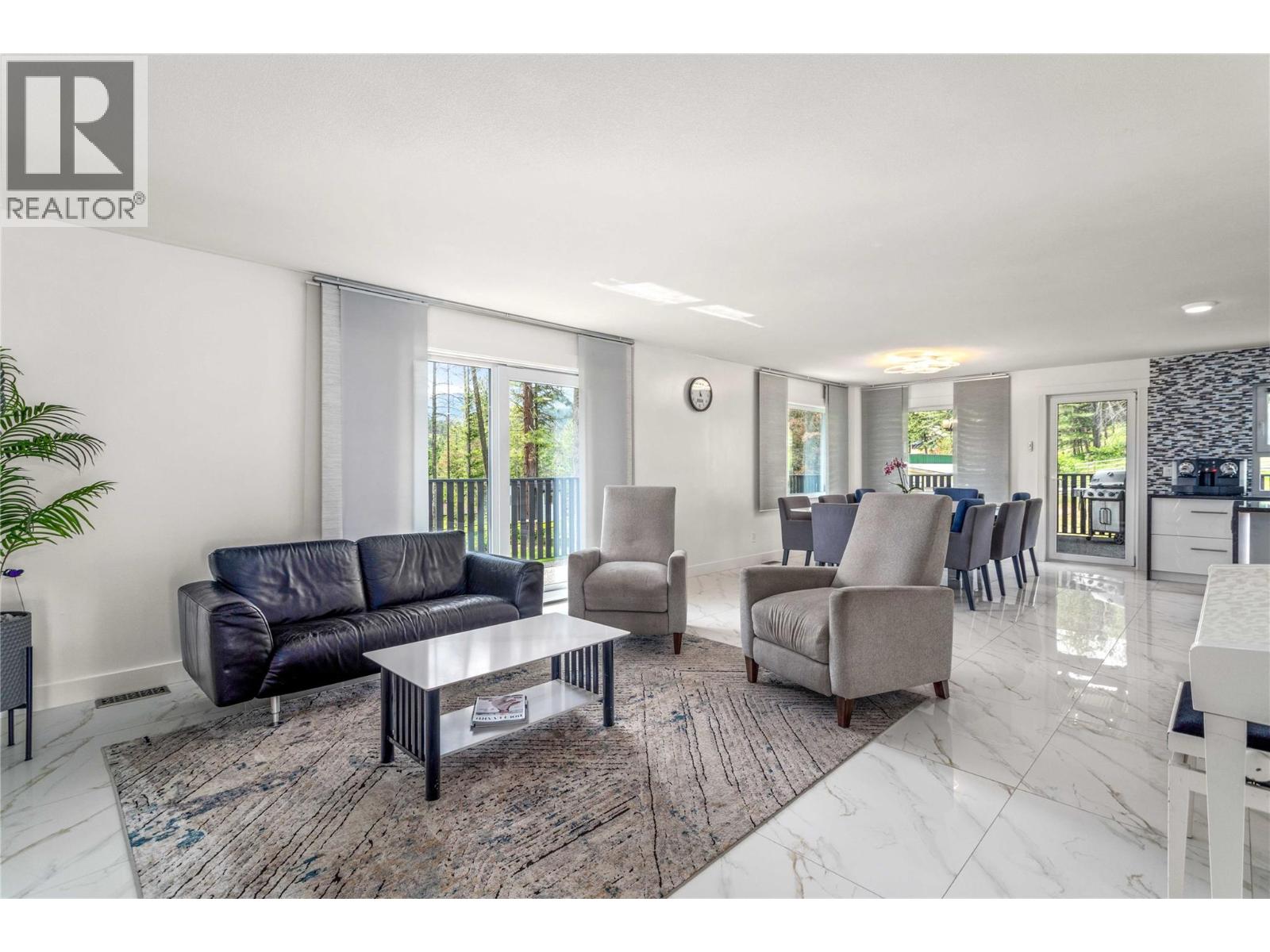 5308 Law Street, Peachland, British Columbia  V0H 1X8 - Photo 15 - 10371894