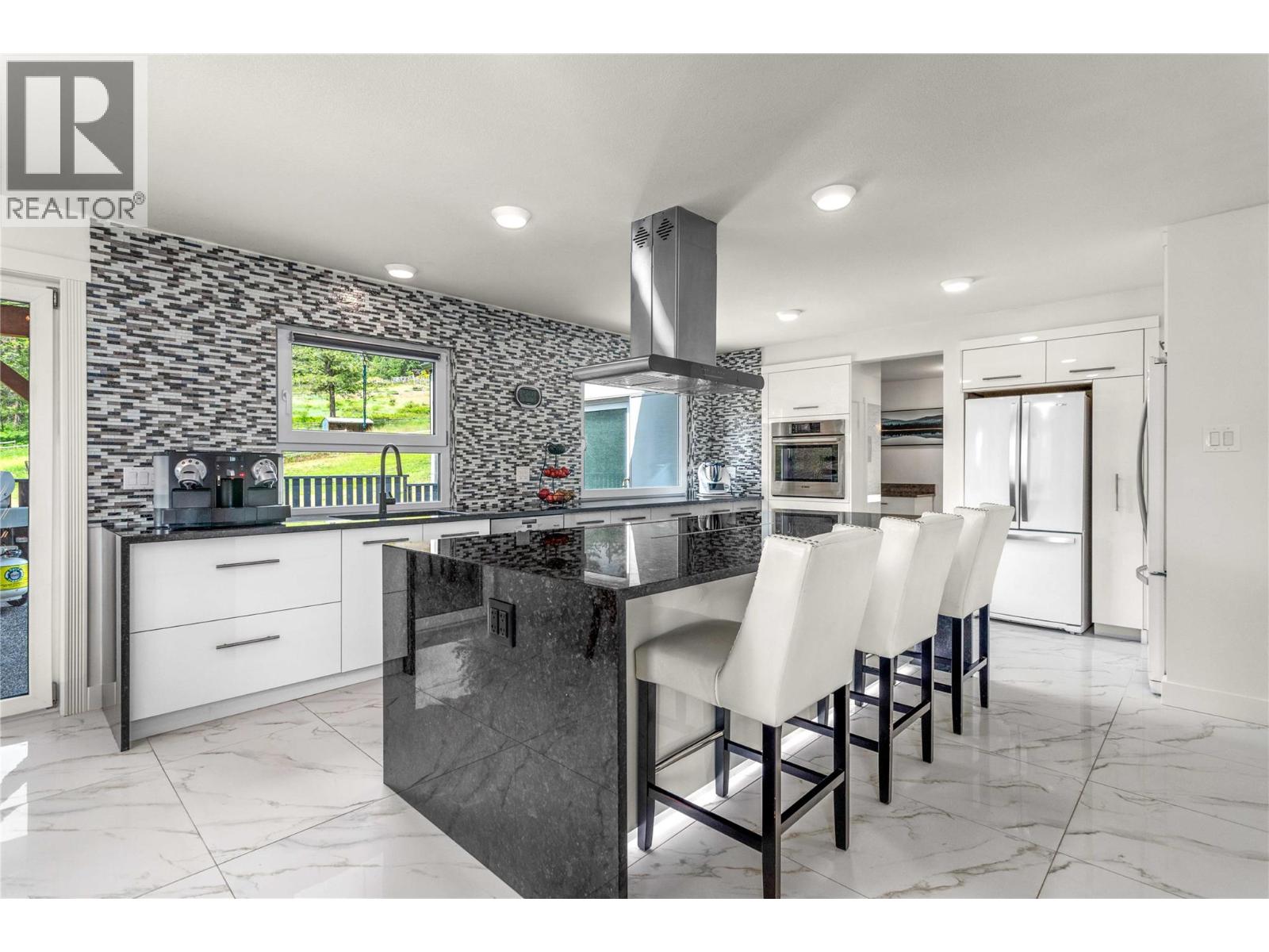 5308 Law Street, Peachland, British Columbia  V0H 1X8 - Photo 22 - 10371894