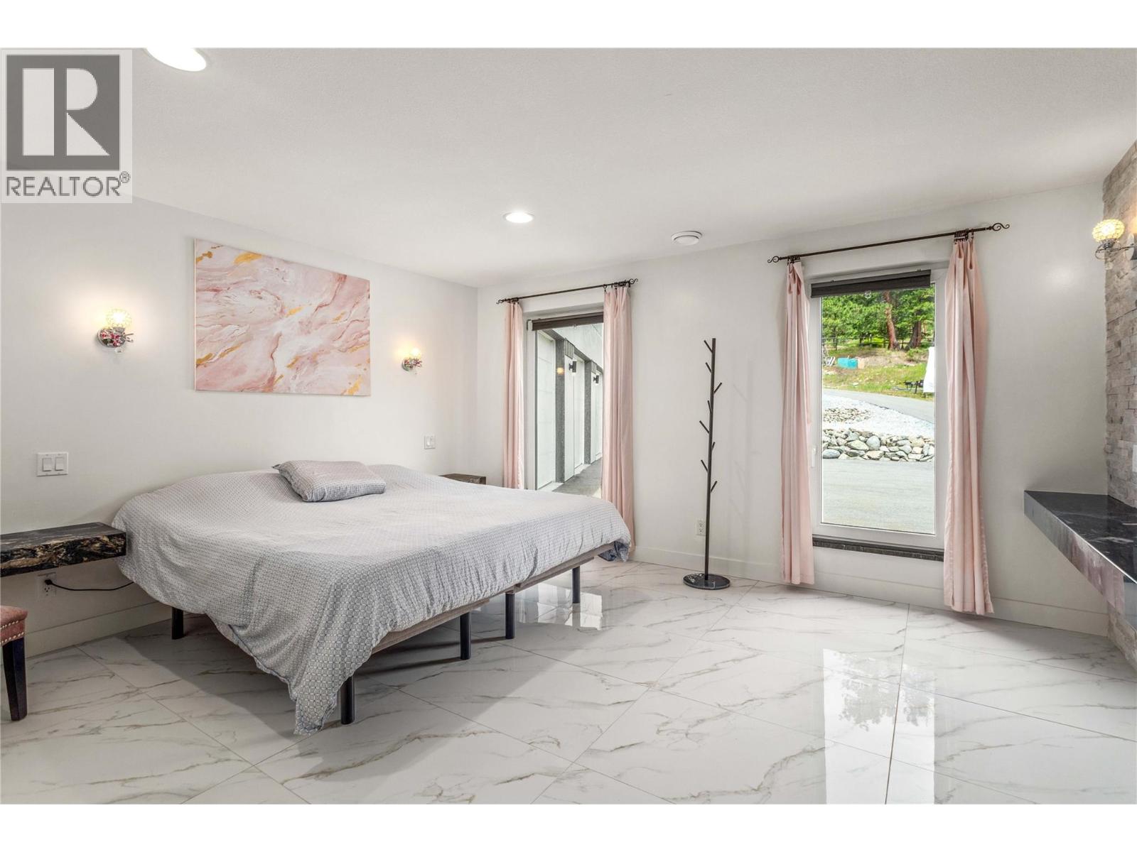 5308 Law Street, Peachland, British Columbia  V0H 1X8 - Photo 28 - 10371894