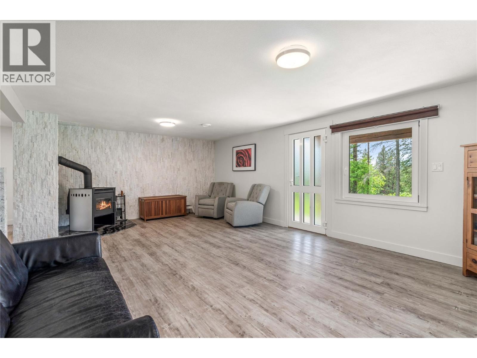 5308 Law Street, Peachland, British Columbia  V0H 1X8 - Photo 39 - 10371894