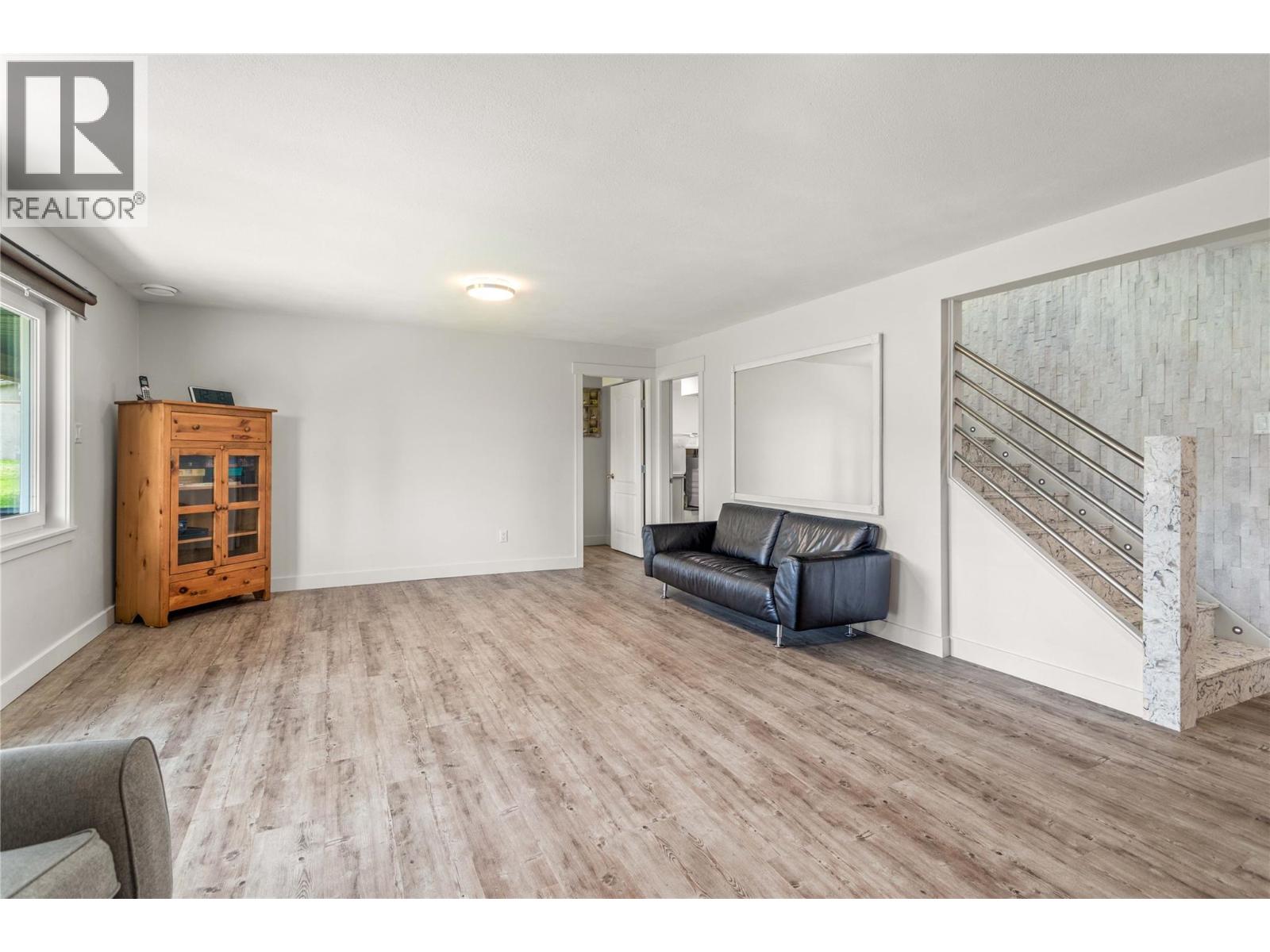 5308 Law Street, Peachland, British Columbia  V0H 1X8 - Photo 41 - 10371894