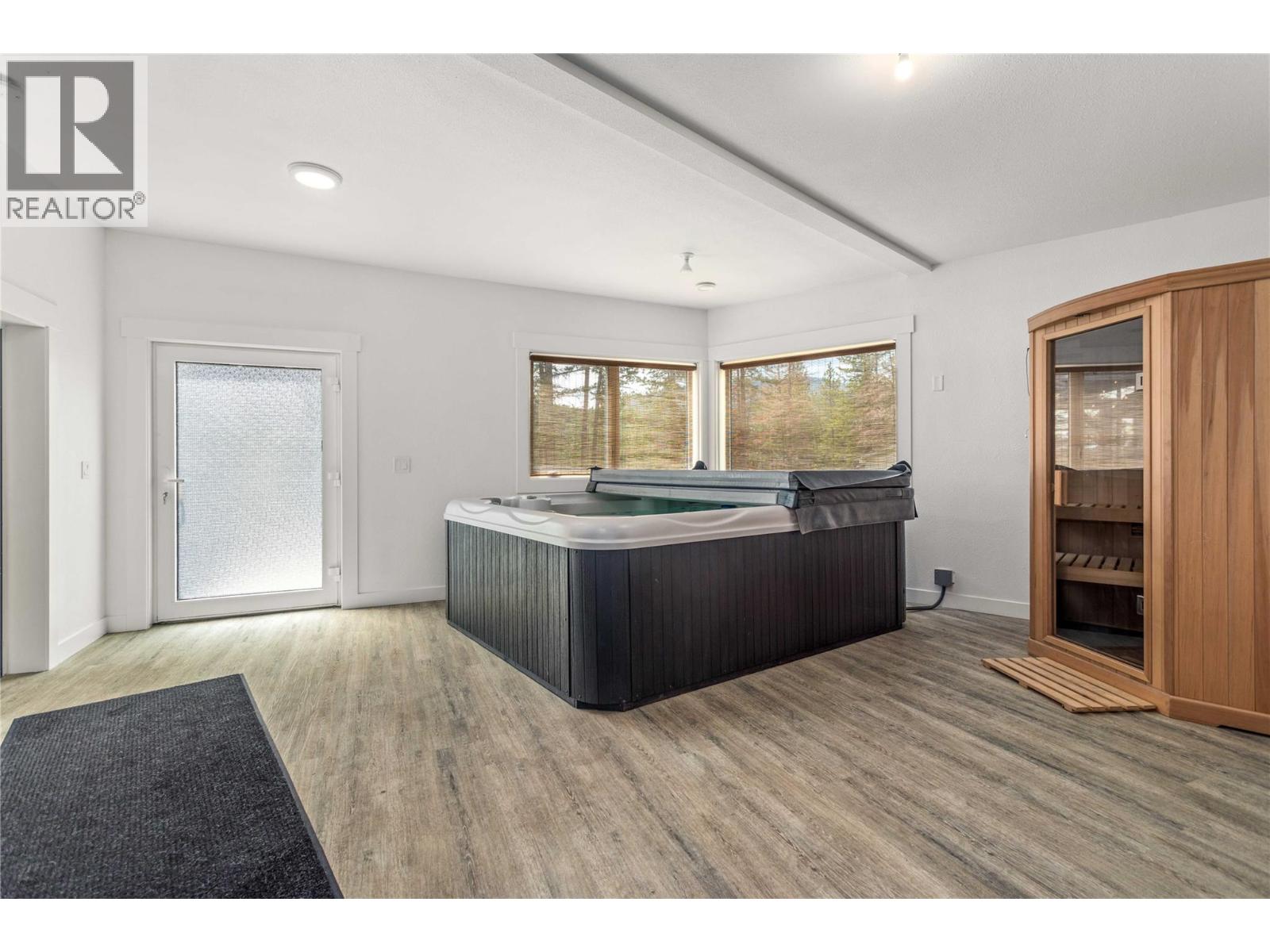 5308 Law Street, Peachland, British Columbia  V0H 1X8 - Photo 44 - 10371894