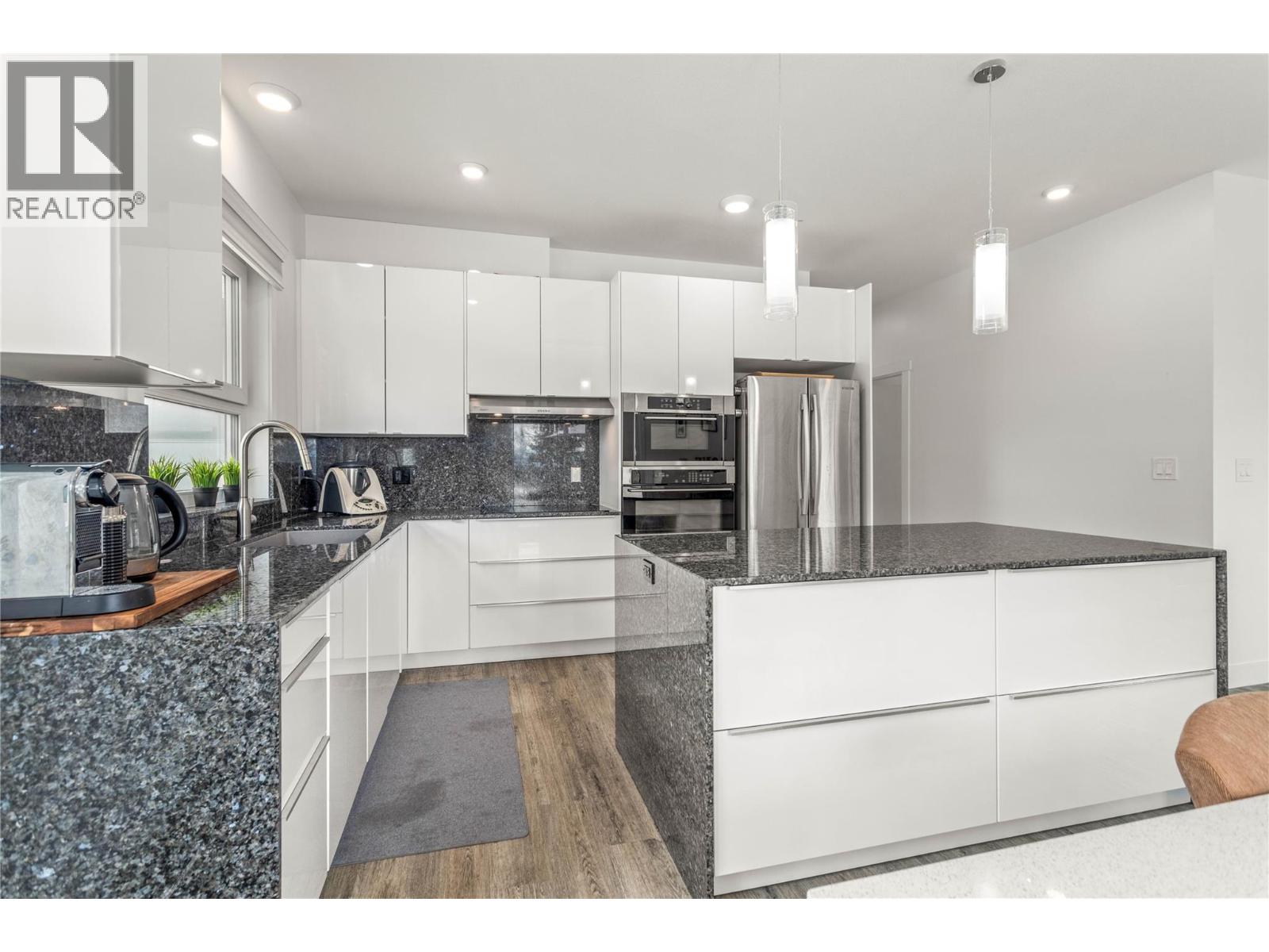 5308 Law Street, Peachland, British Columbia  V0H 1X8 - Photo 54 - 10371894