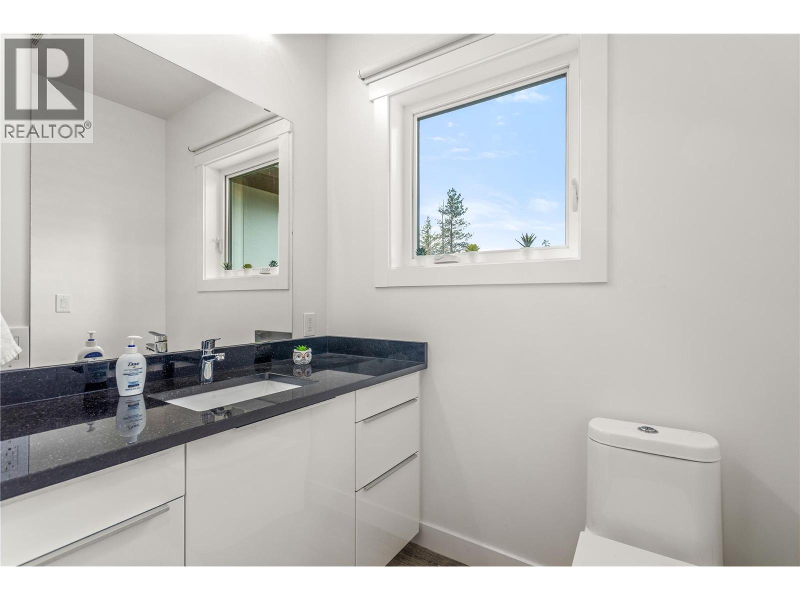 5308 Law Street, Peachland, British Columbia  V0H 1X8 - Photo 64 - 10371894