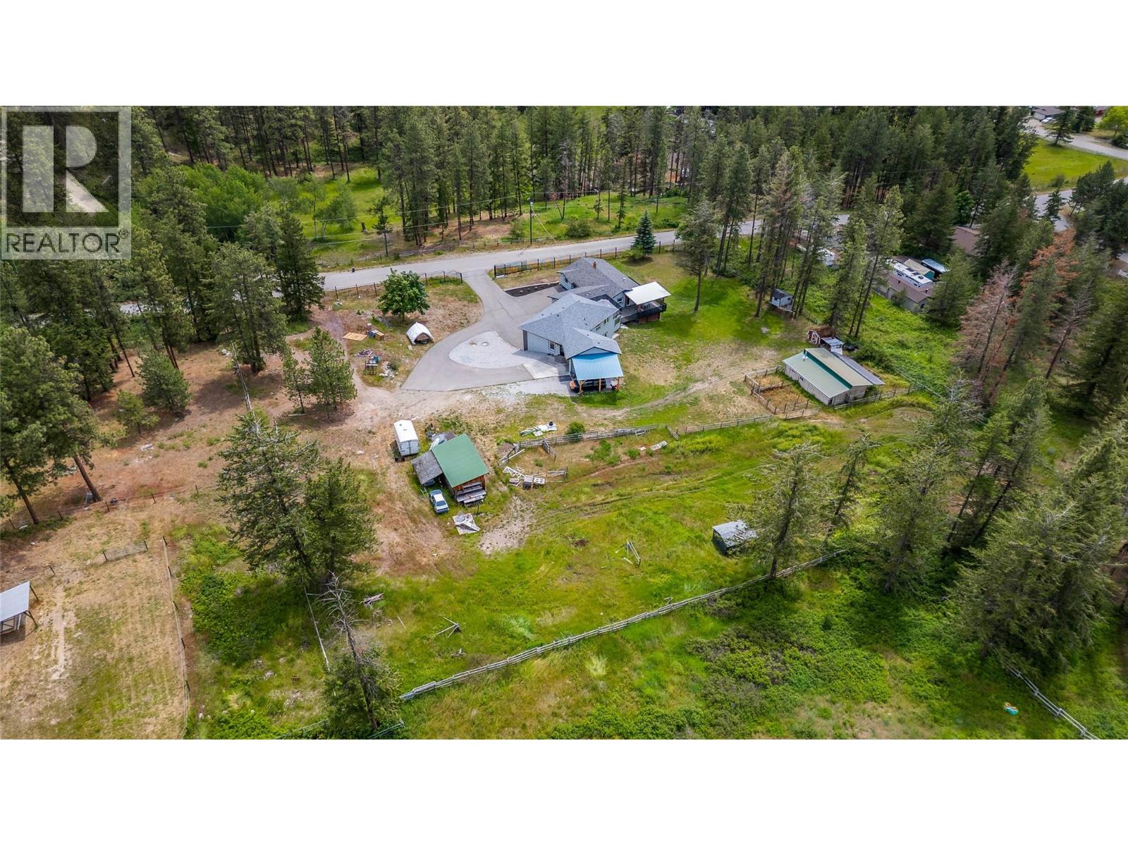 5308 Law Street, Peachland, British Columbia  V0H 1X8 - Photo 9 - 10371894