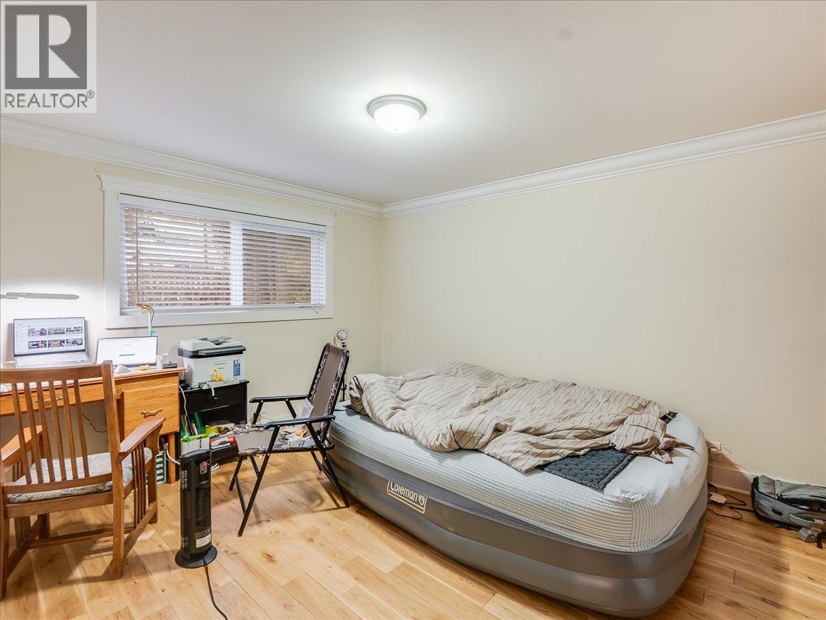 2270 10th Avenue, Castlegar, British Columbia  V1N 2Z7 - Photo 22 - 10372024