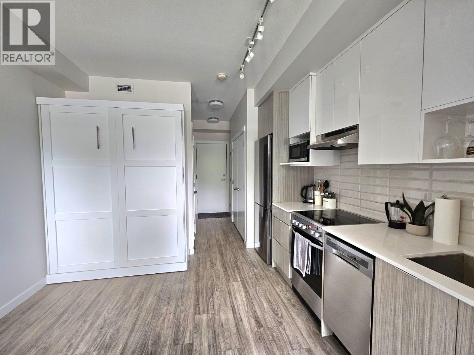 1800 Richter Street Unit# 102, Kelowna, British Columbia  V1Y 0G9 - Photo 13 - 10372102