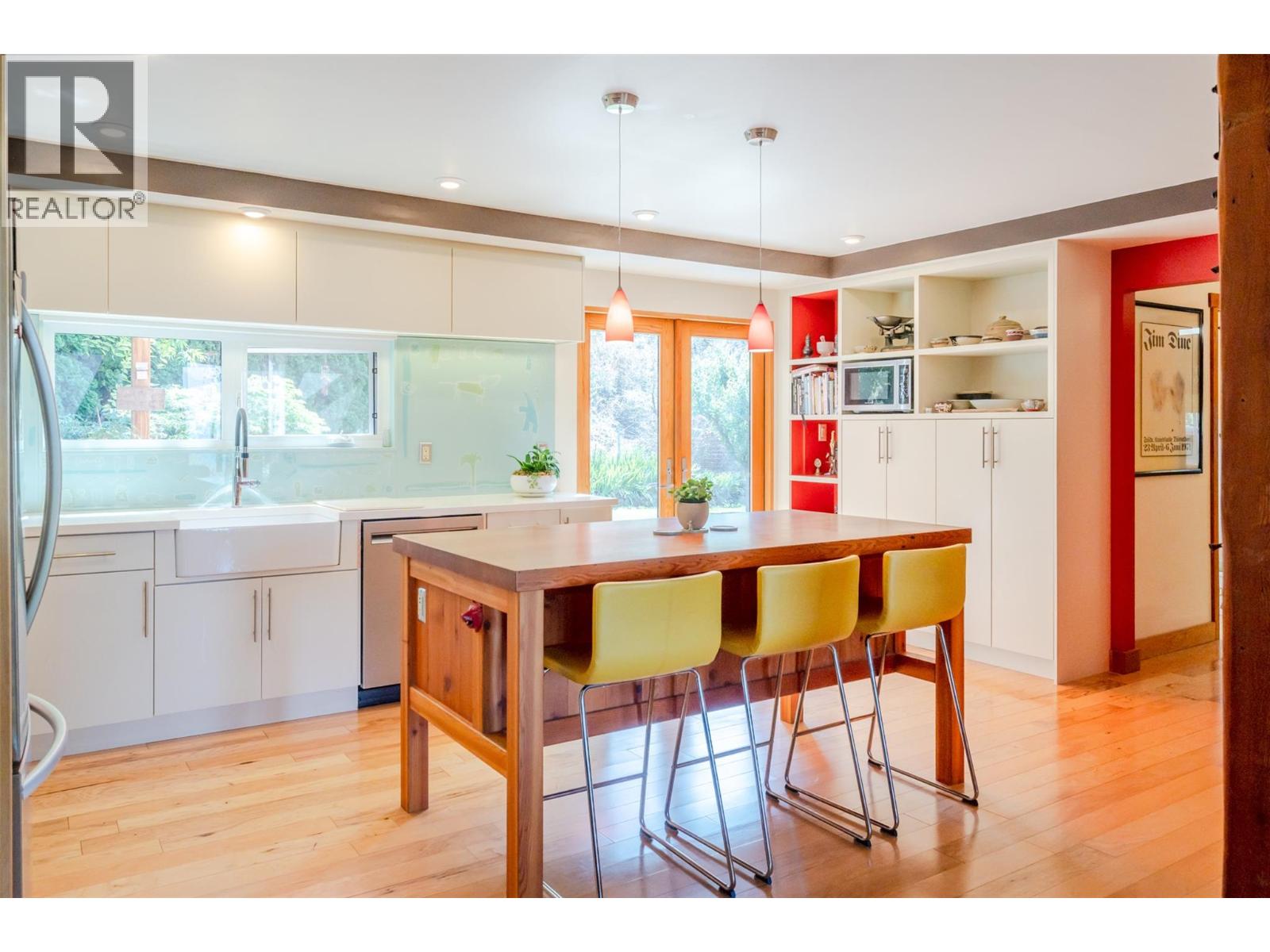 830 Three Mile Road, Penticton, British Columbia  V2A 8T7 - Photo 12 - 10371936