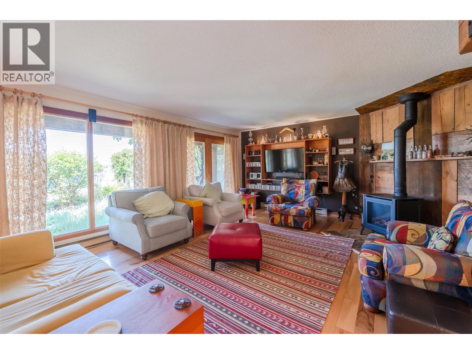 830 Three Mile Road, Penticton, British Columbia  V2A 8T7 - Photo 26 - 10371936