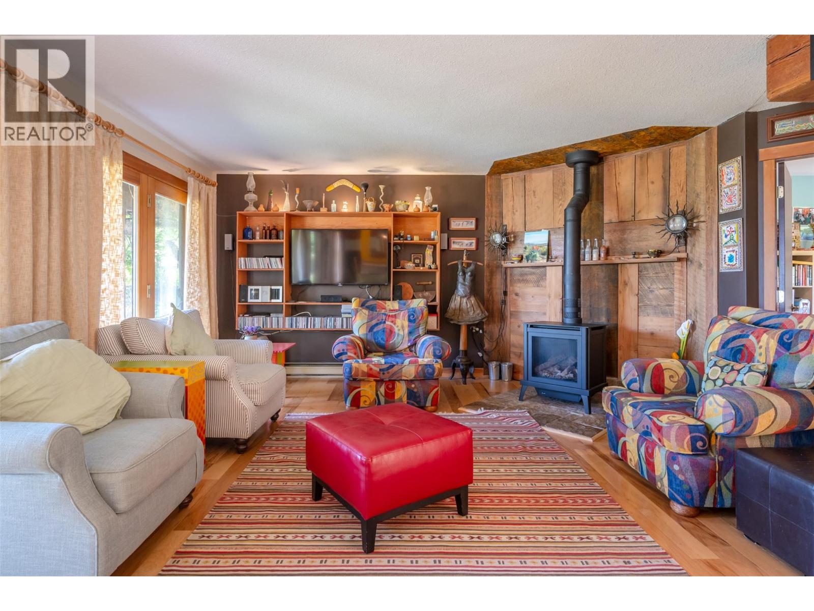 830 Three Mile Road, Penticton, British Columbia  V2A 8T7 - Photo 27 - 10371936