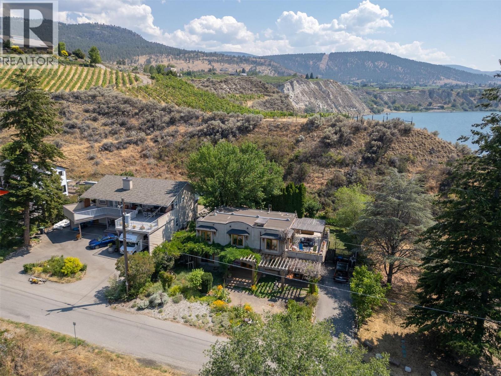 830 Three Mile Road, Penticton, British Columbia  V2A 8T7 - Photo 4 - 10371936