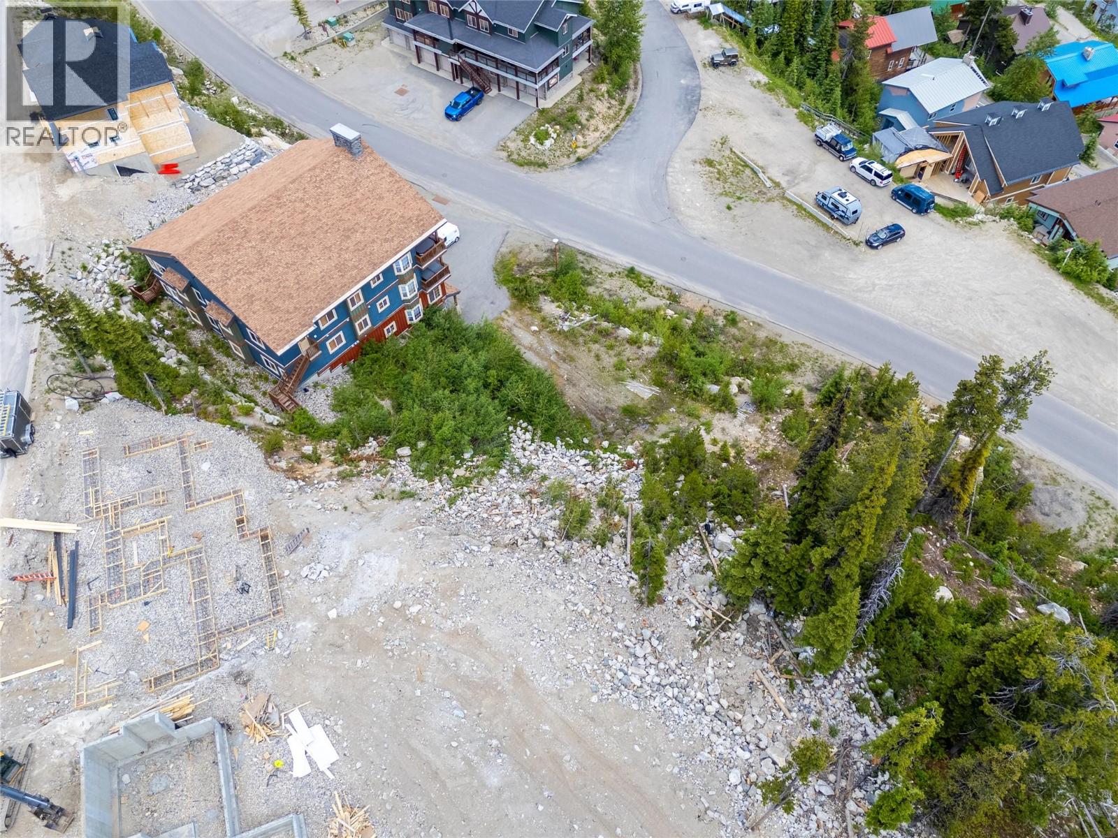 5850 Snow Pines Way, Big White, British Columbia  V1P 1P3 - Photo 8 - 10372111