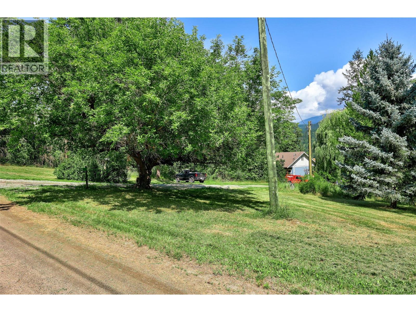 228 Webb Road, little fort, British Columbia