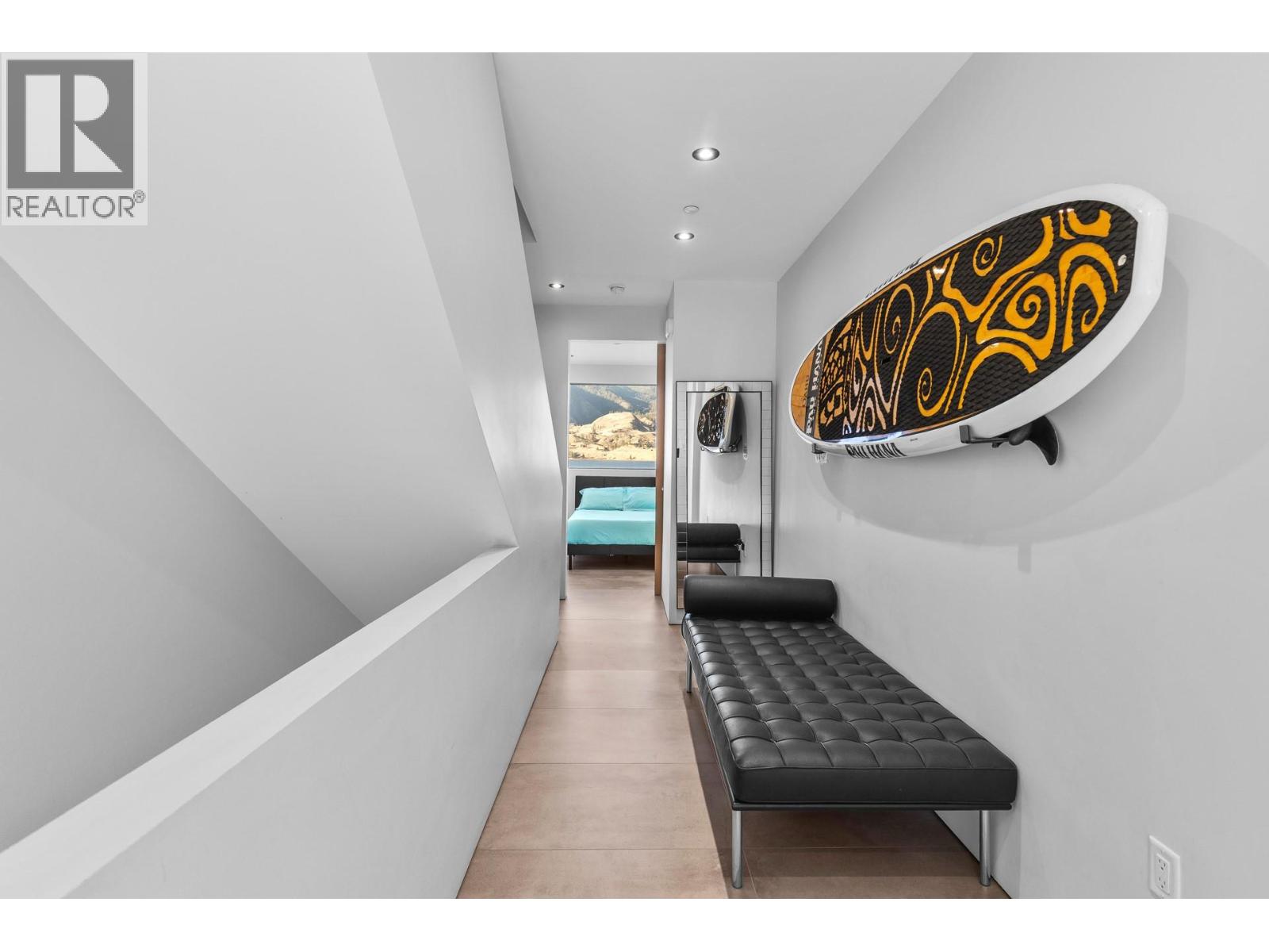 4043 Lakeside Road, Penticton, British Columbia  V2A 8W3 - Photo 21 - 10372066