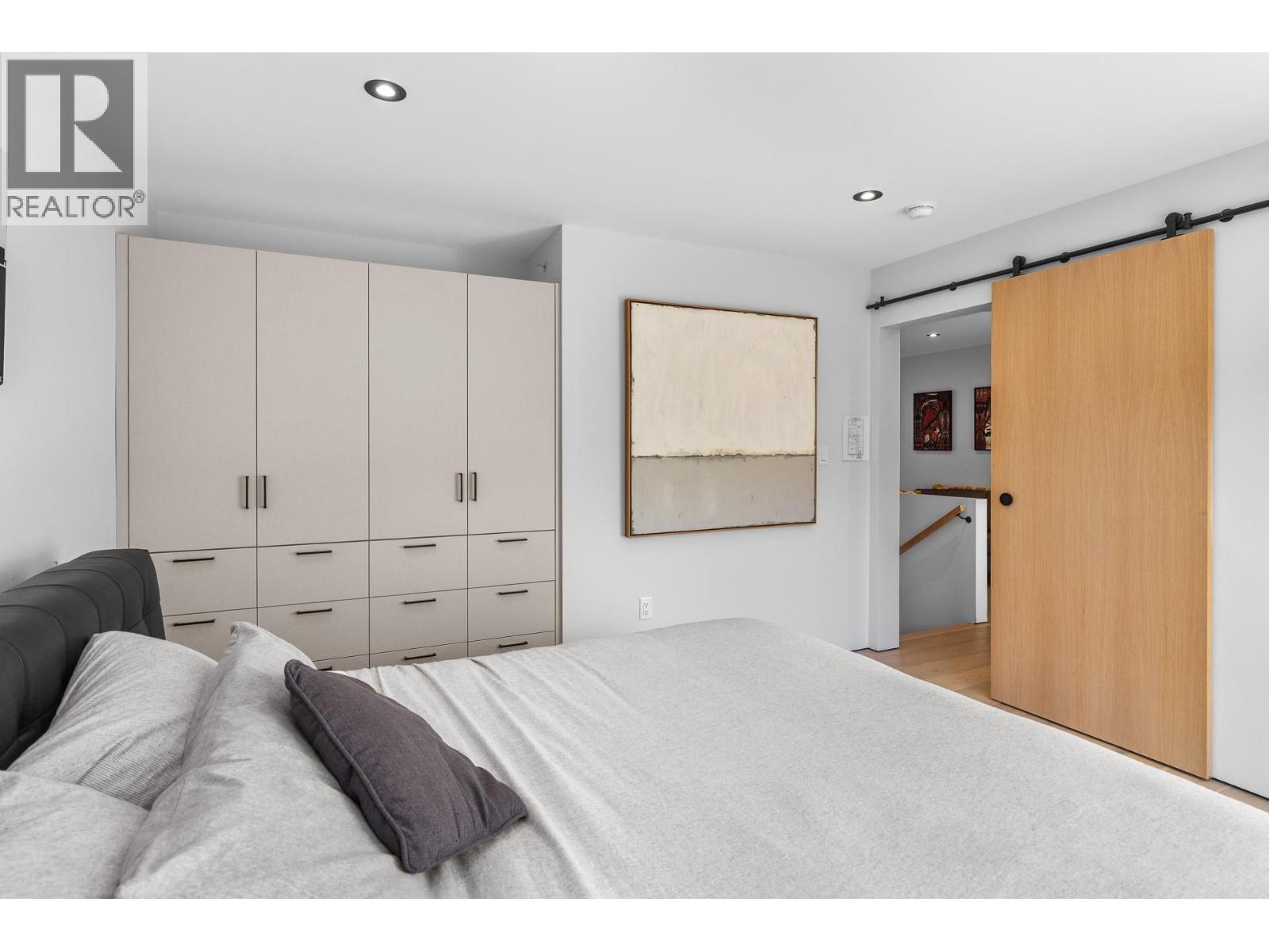 4043 Lakeside Road, Penticton, British Columbia  V2A 8W3 - Photo 33 - 10372066