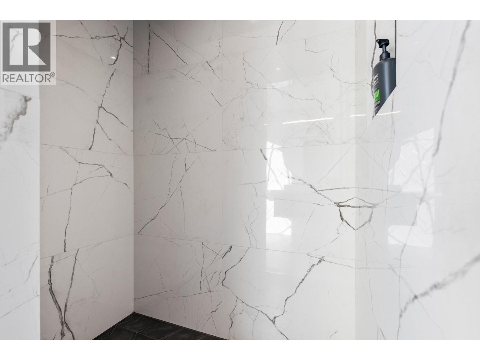 4043 Lakeside Road, Penticton, British Columbia  V2A 8W3 - Photo 37 - 10372066