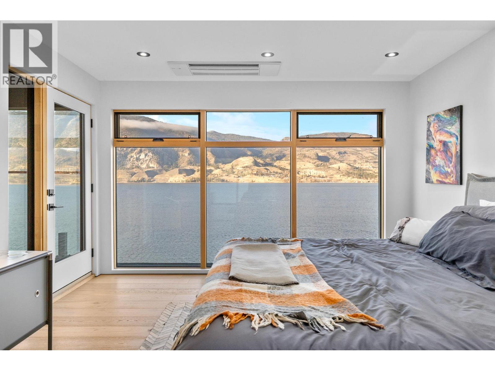 4043 Lakeside Road, Penticton, British Columbia  V2A 8W3 - Photo 38 - 10372066