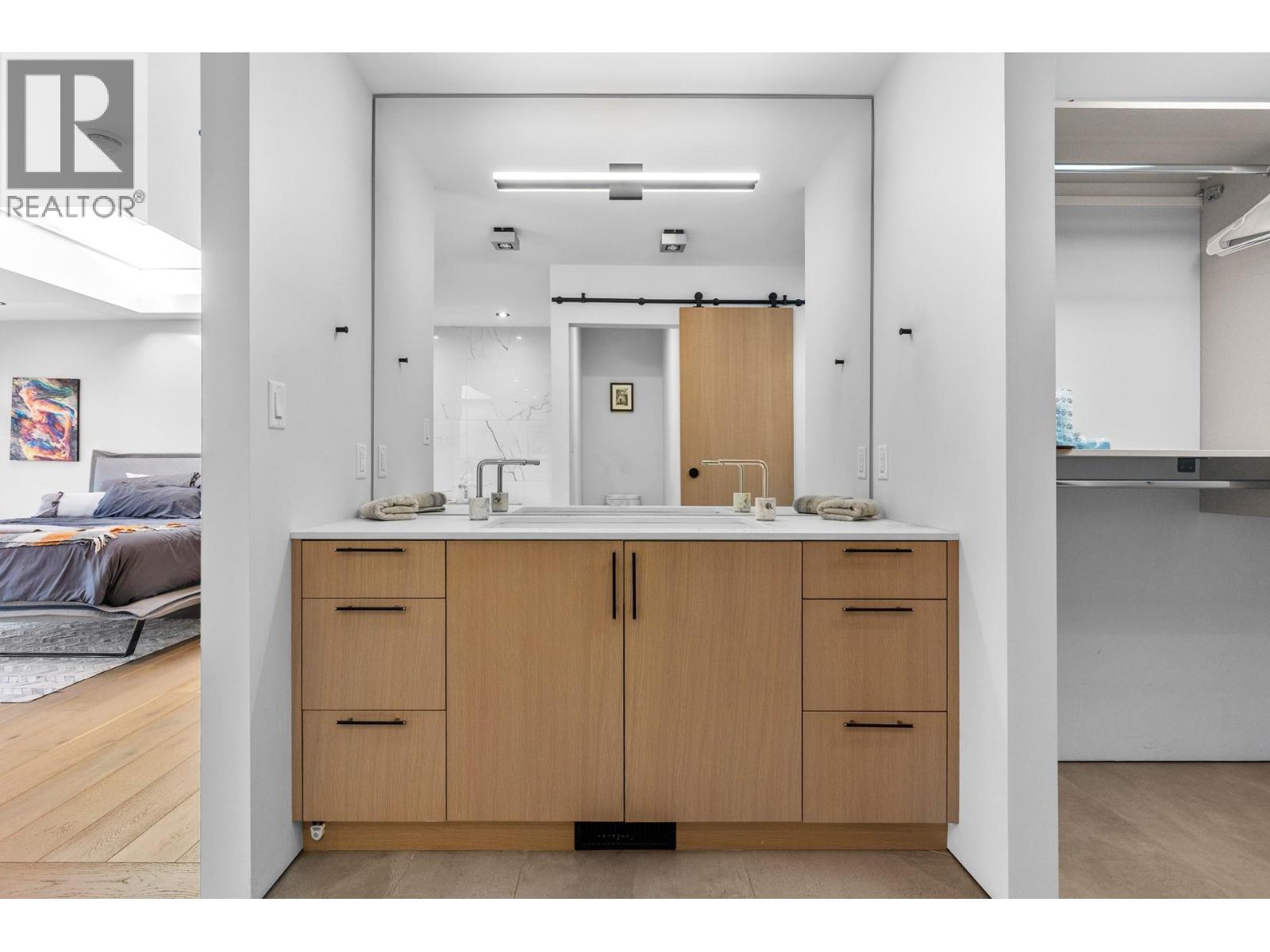 4043 Lakeside Road, Penticton, British Columbia  V2A 8W3 - Photo 45 - 10372066