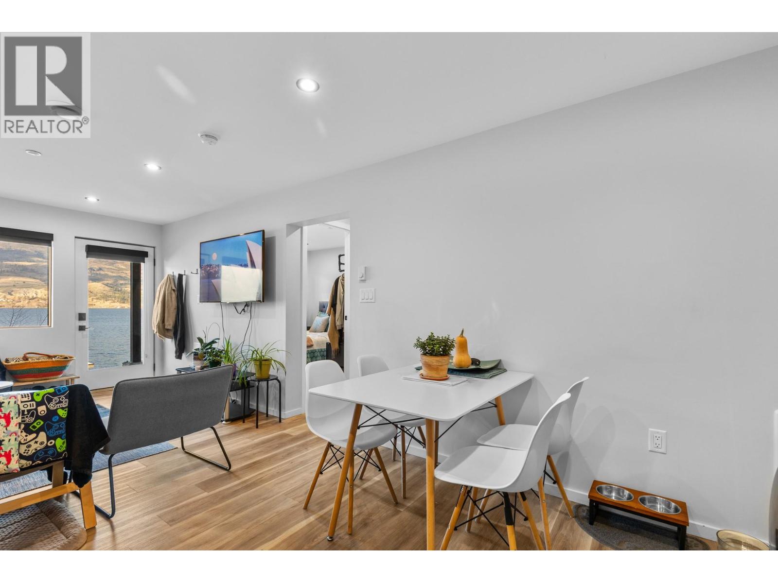 4043 Lakeside Road, Penticton, British Columbia  V2A 8W3 - Photo 55 - 10372066