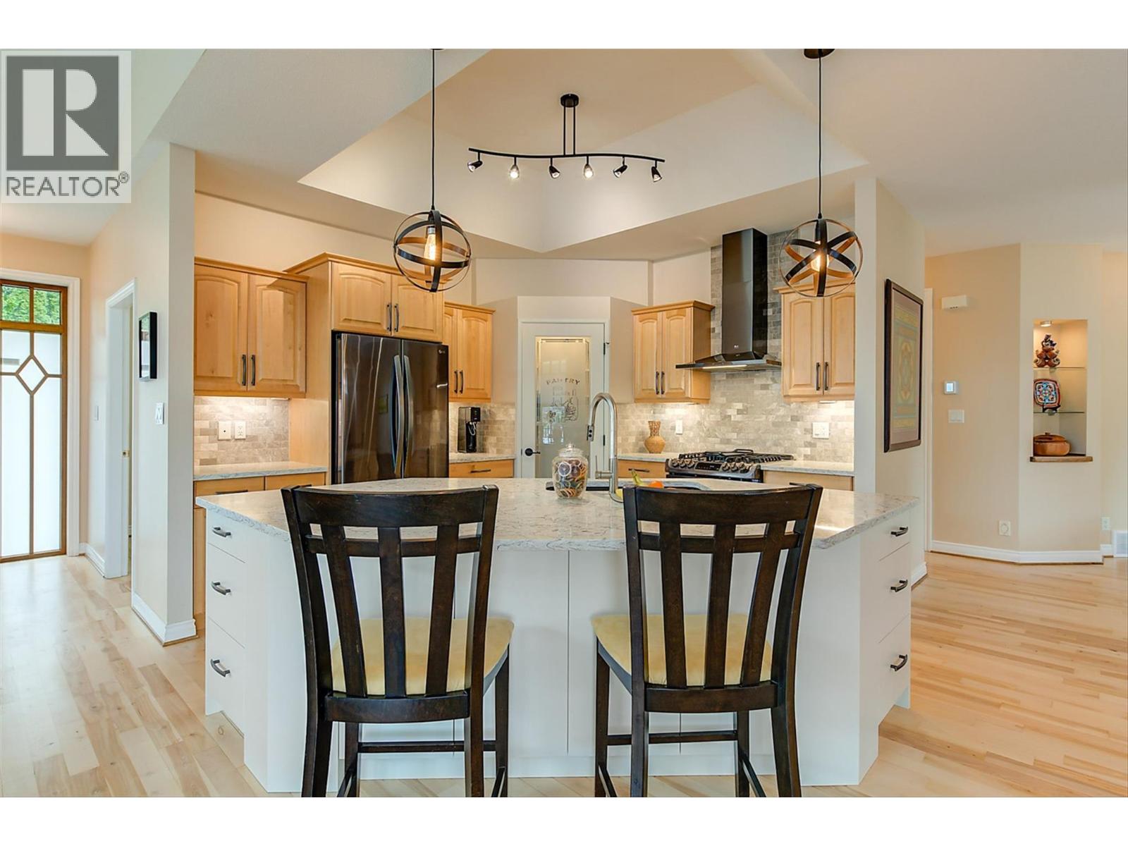 174 Jewell Place, Summerland, British Columbia  V0H 1Z4 - Photo 5 - 10372053