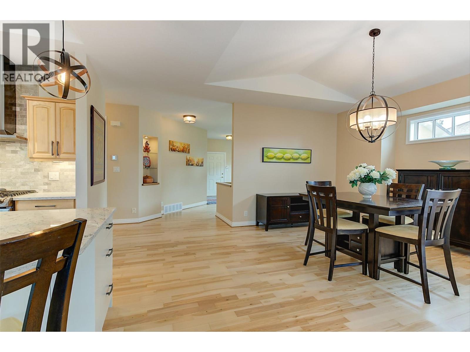 174 Jewell Place, Summerland, British Columbia  V0H 1Z4 - Photo 7 - 10372053