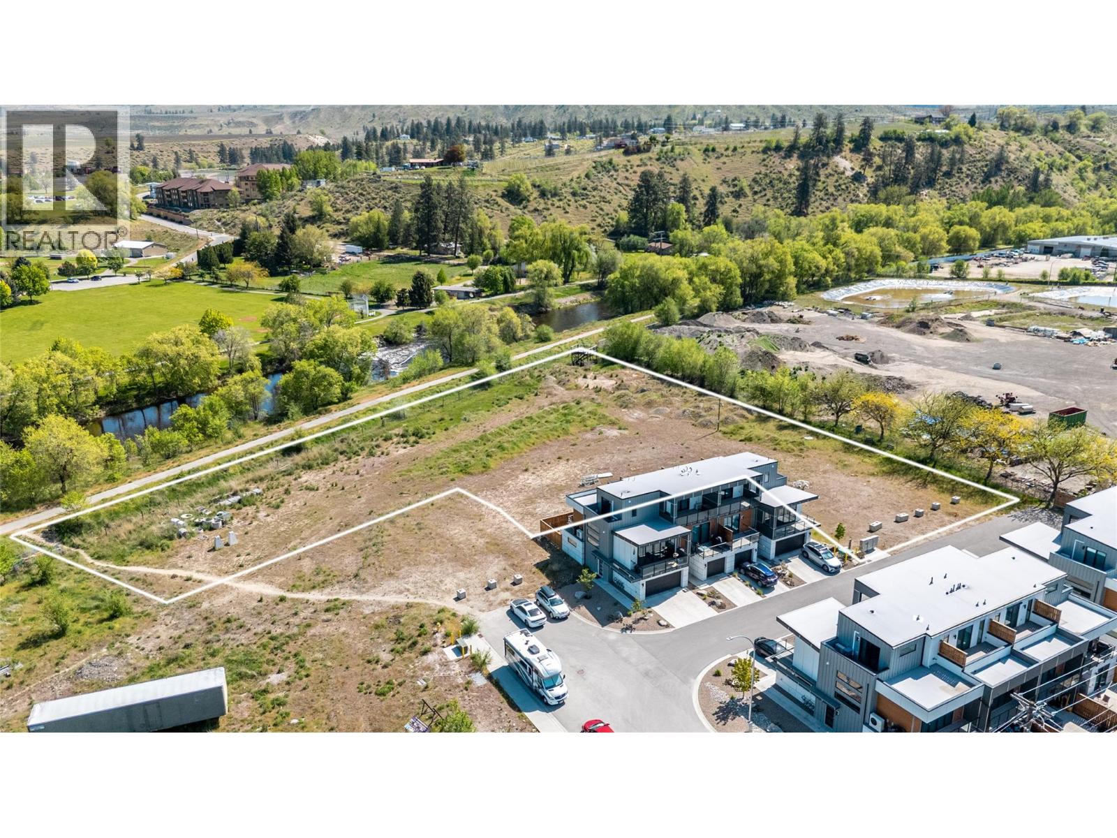 5995 Sawmill Road, Oliver, British Columbia  V0H 1T9 - Photo 2 - 10372164