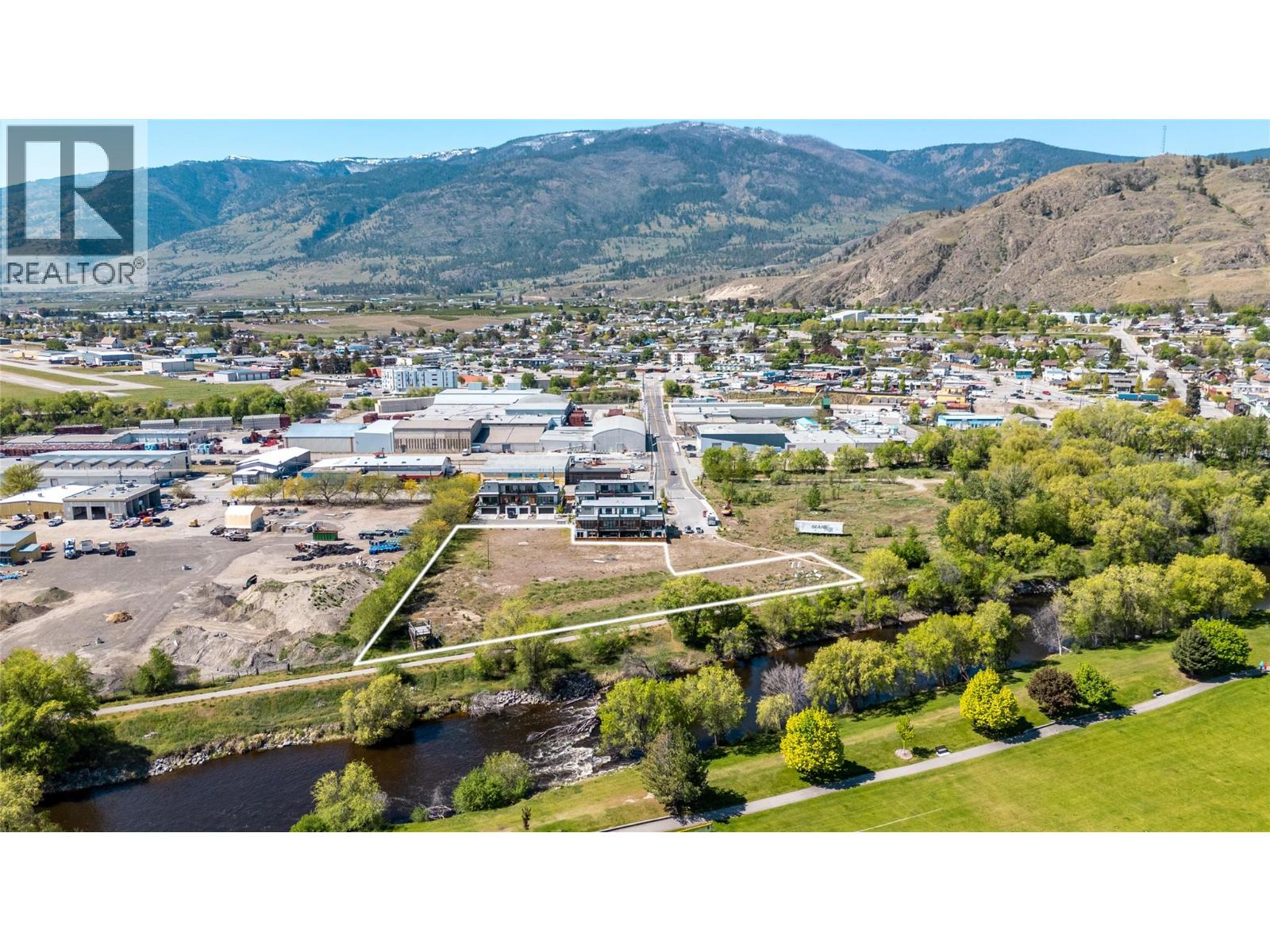 5995 Sawmill Road, Oliver, British Columbia  V0H 1T9 - Photo 3 - 10372164