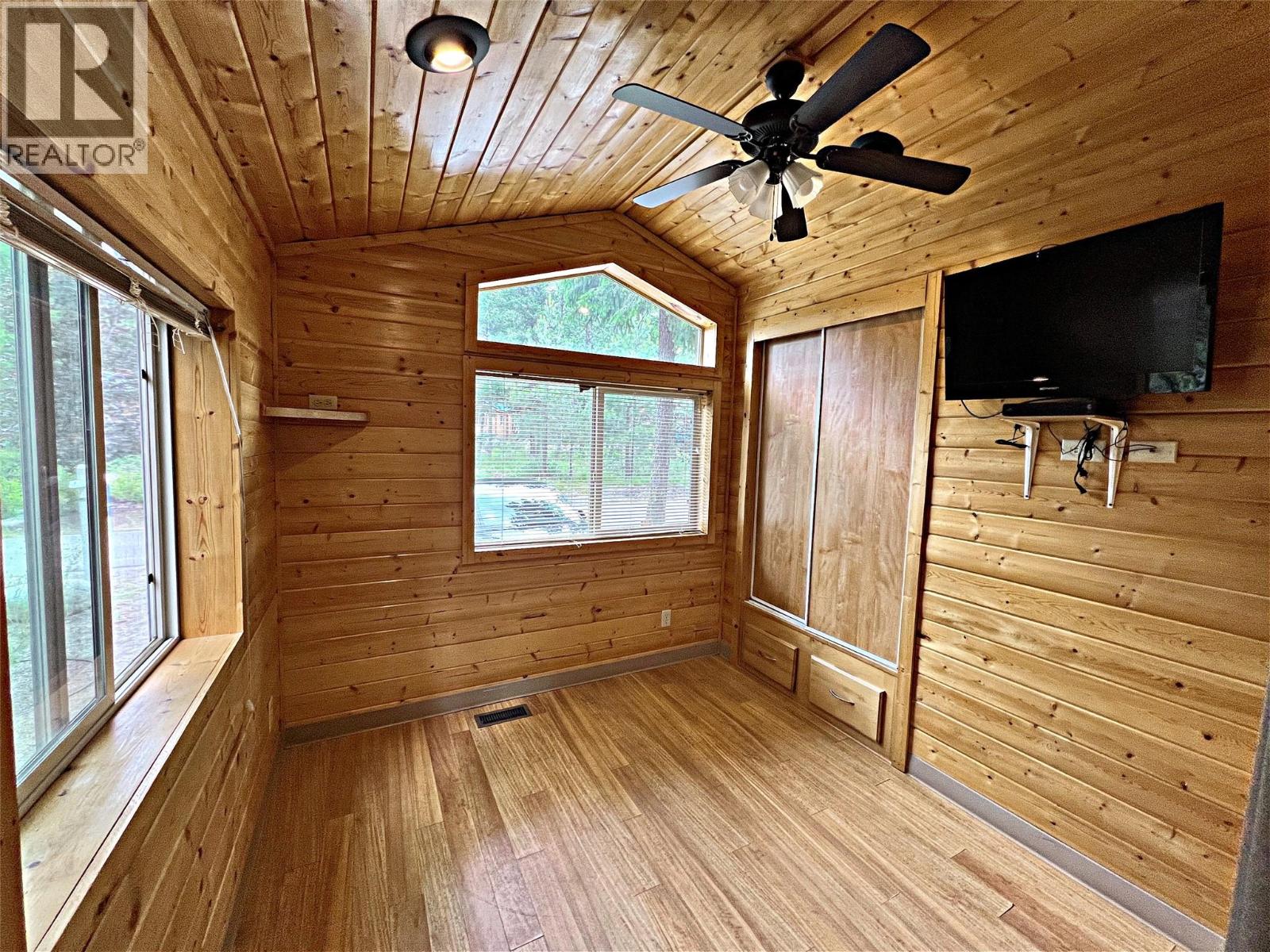 4835 Paradise Valley Drive Unit# 9, Peachland, British Columbia  V0H 1X3 - Photo 6 - 10372088