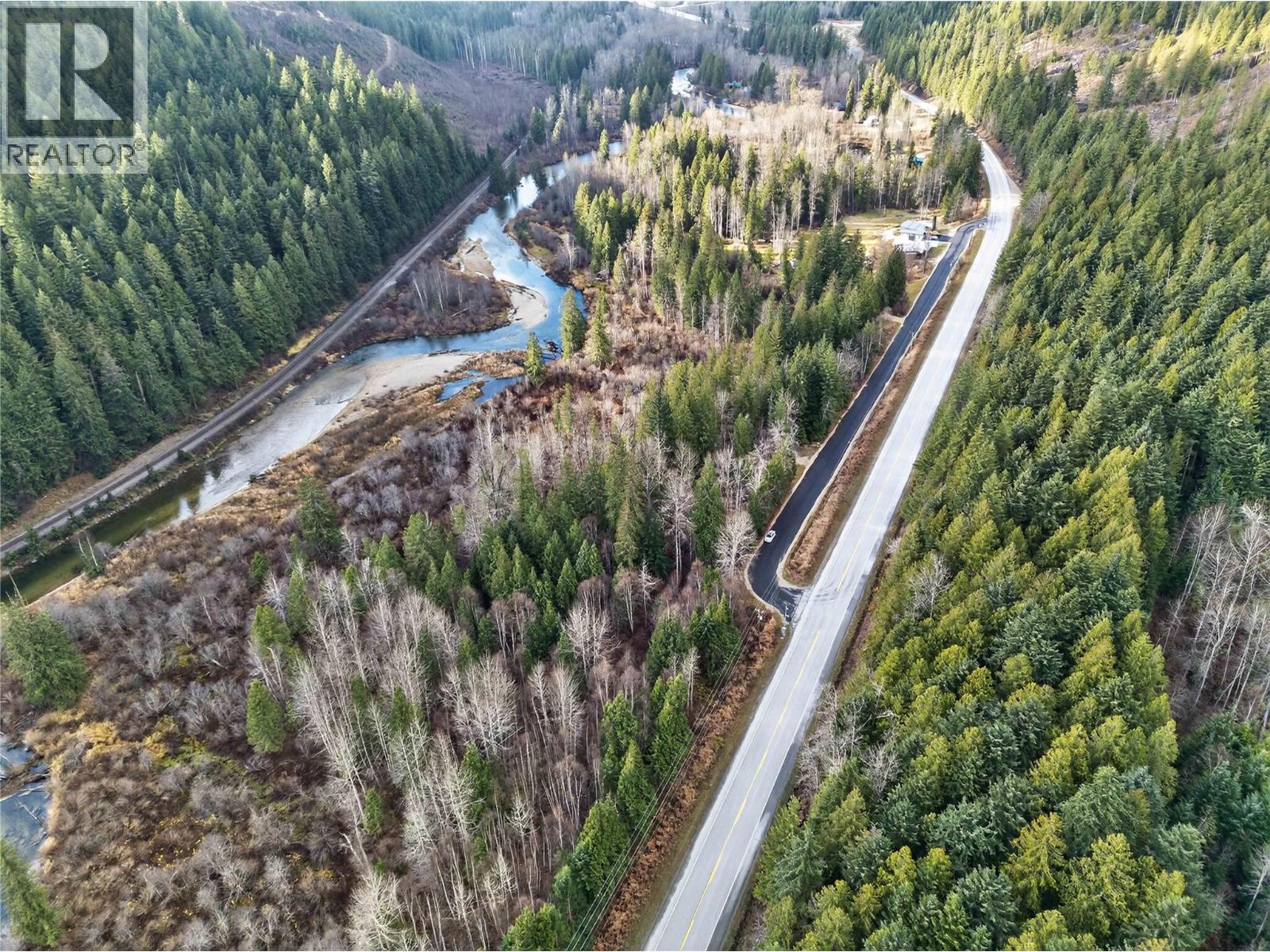 5926 Ferguson Frontage Road, Malakwa, British Columbia  V0E 2J0 - Photo 13 - 10372152