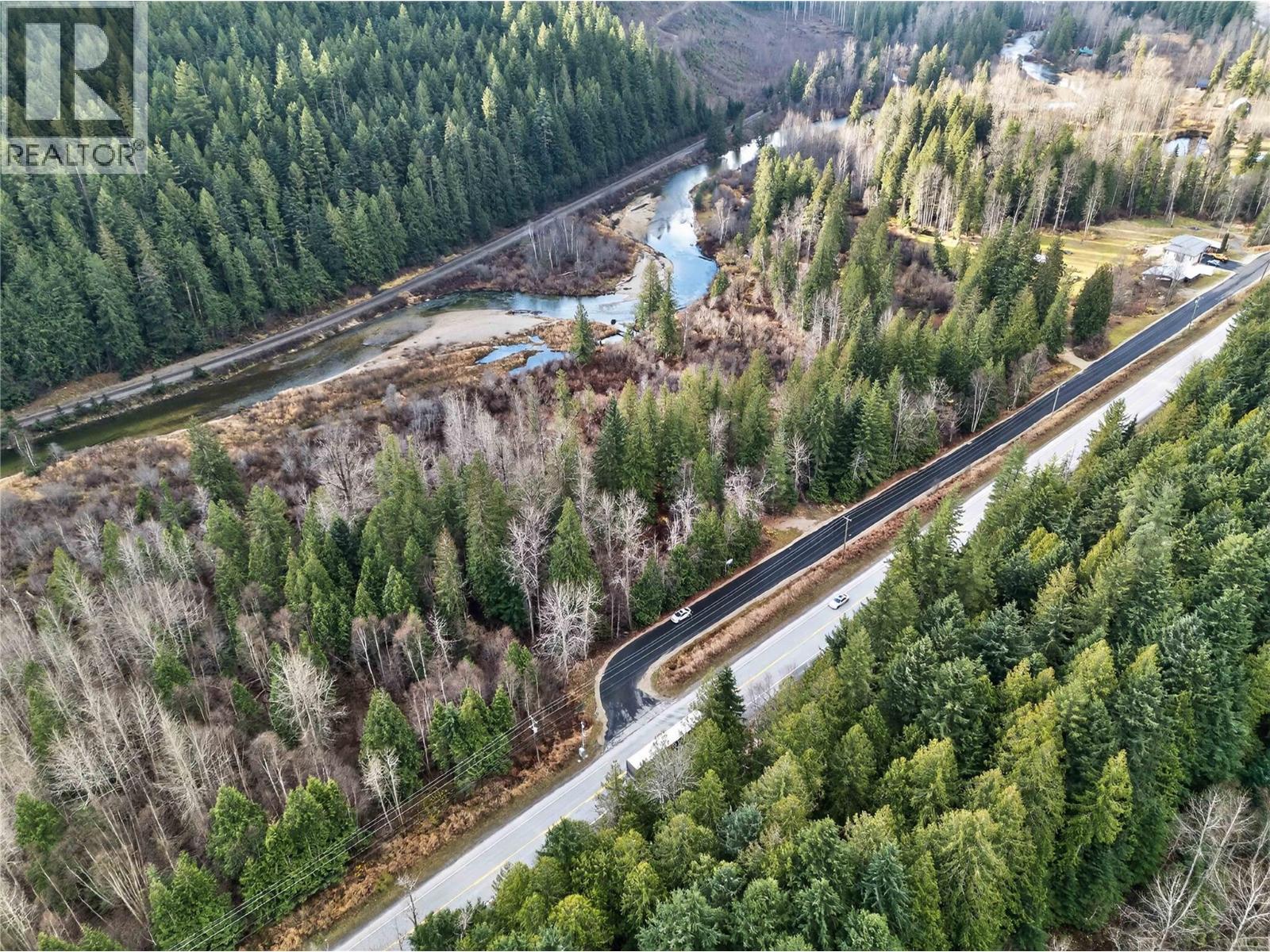 5926 Ferguson Frontage Road, Malakwa, British Columbia  V0E 2J0 - Photo 14 - 10372152