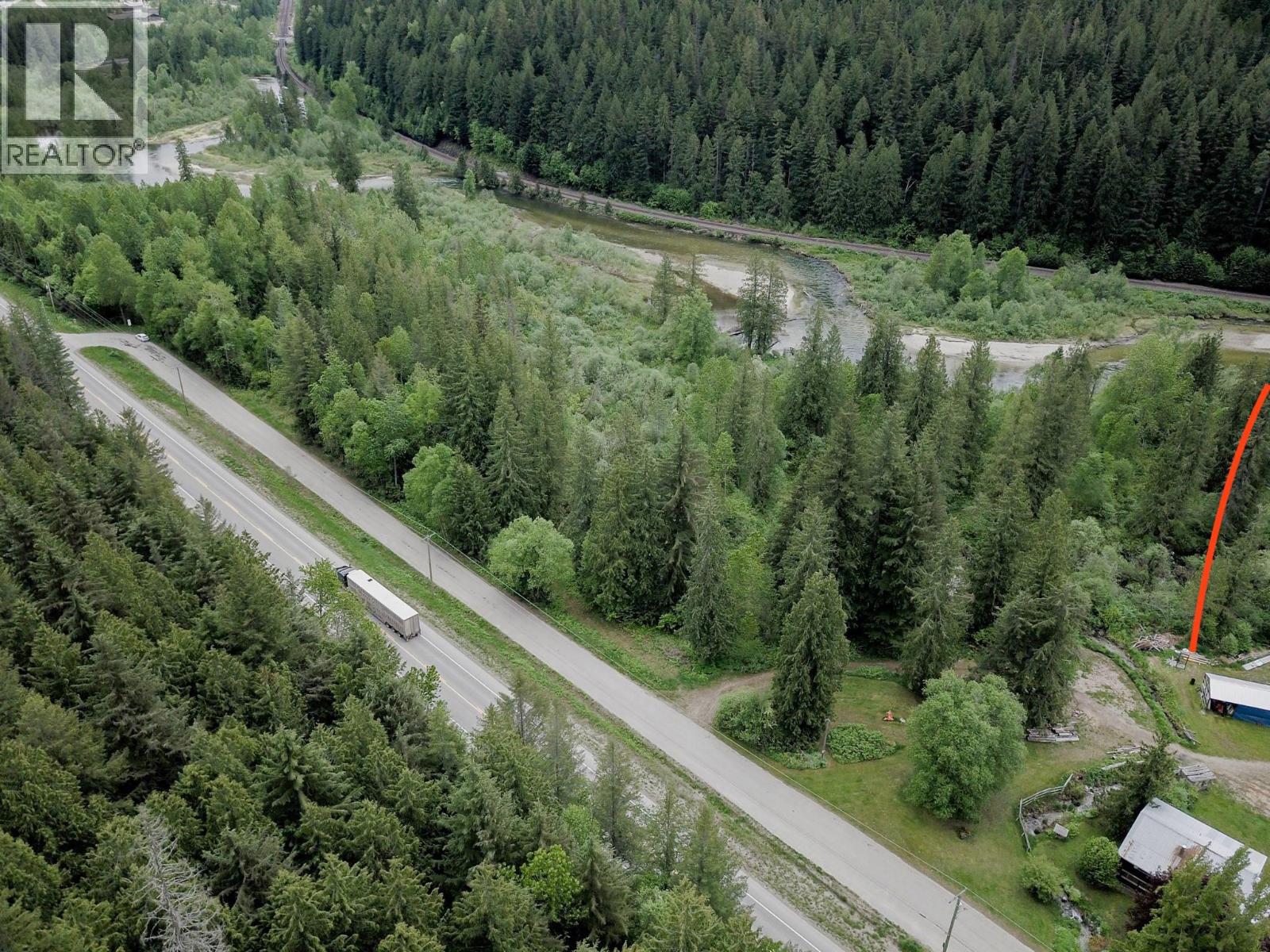 5926 Ferguson Frontage Road, Malakwa, British Columbia  V0E 2J0 - Photo 22 - 10372152
