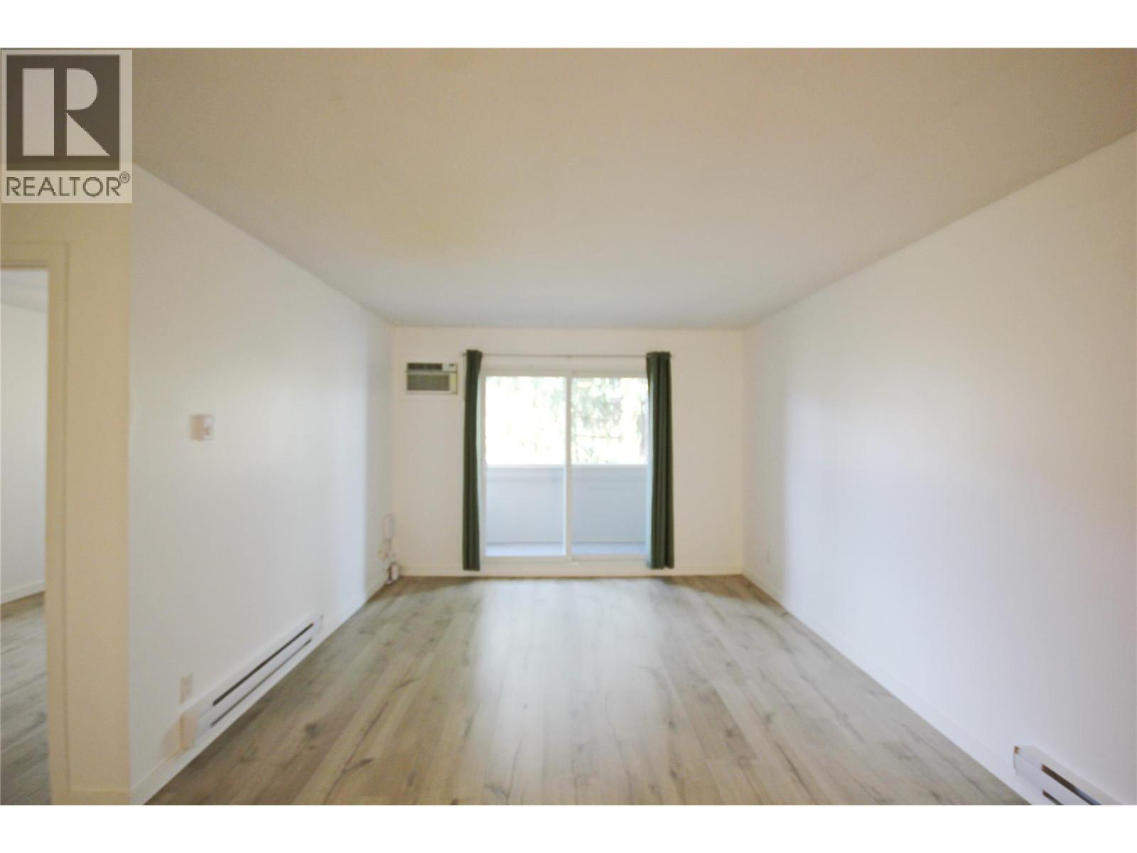 150 Skaha Place Unit# 402, Penticton, British Columbia  V2A 7K1 - Photo 22 - 10372129